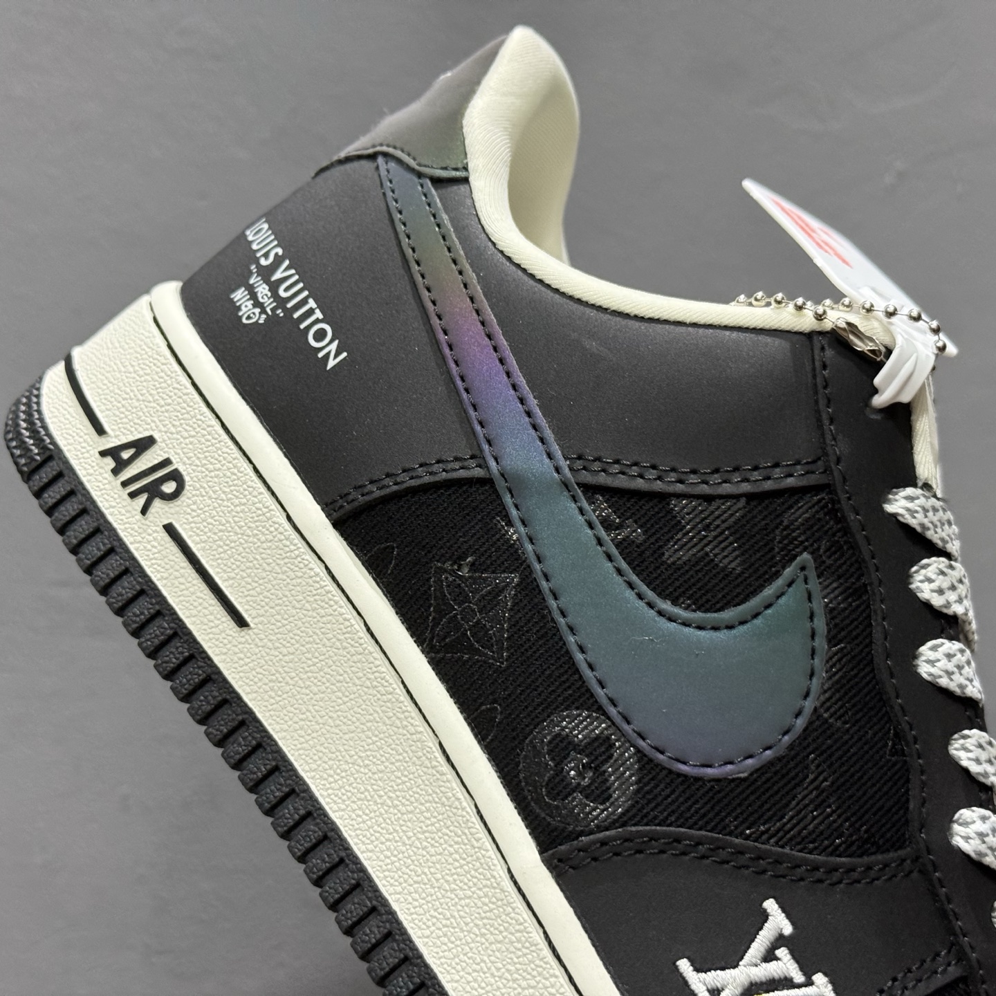 Louis Vuitton x NIke Air Force 1 镭射渐变 SC0601-573