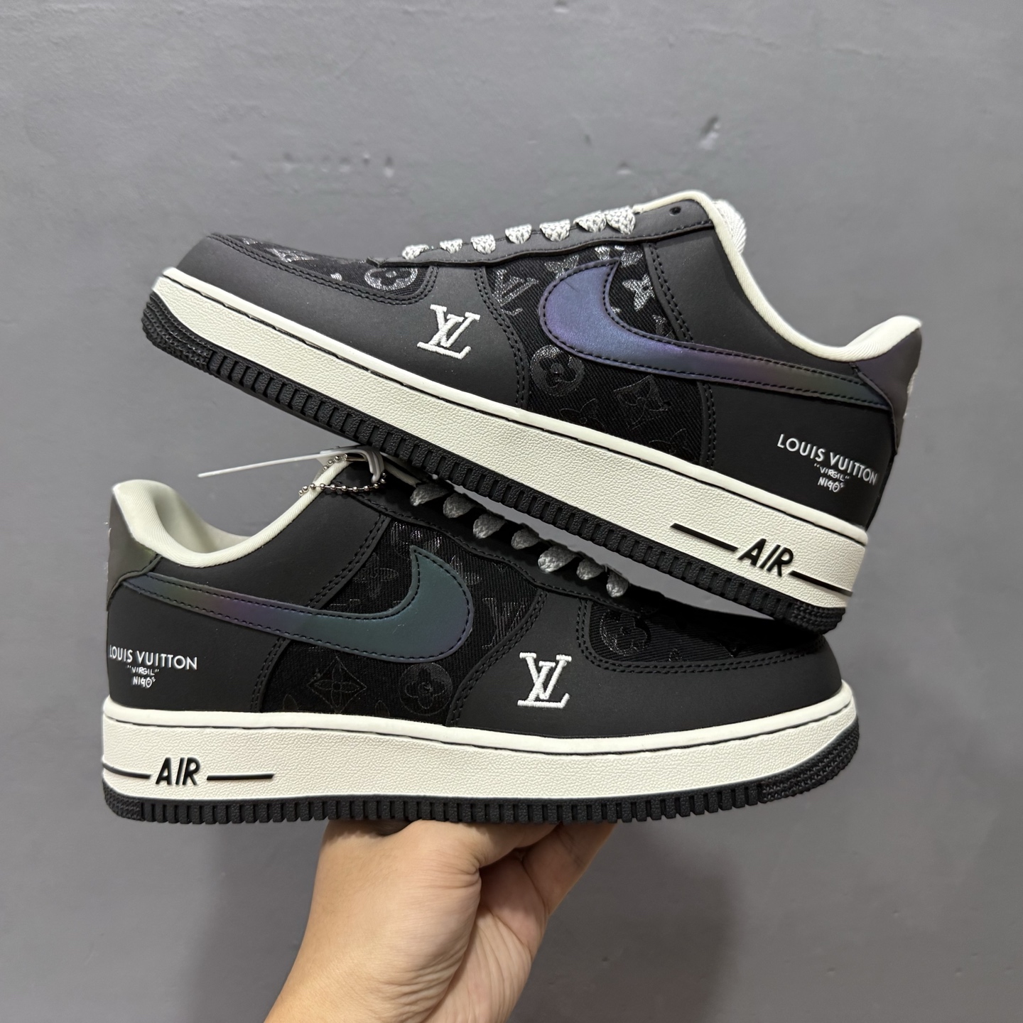 Louis Vuitton x NIke Air Force 1 镭射渐变 SC0601-573