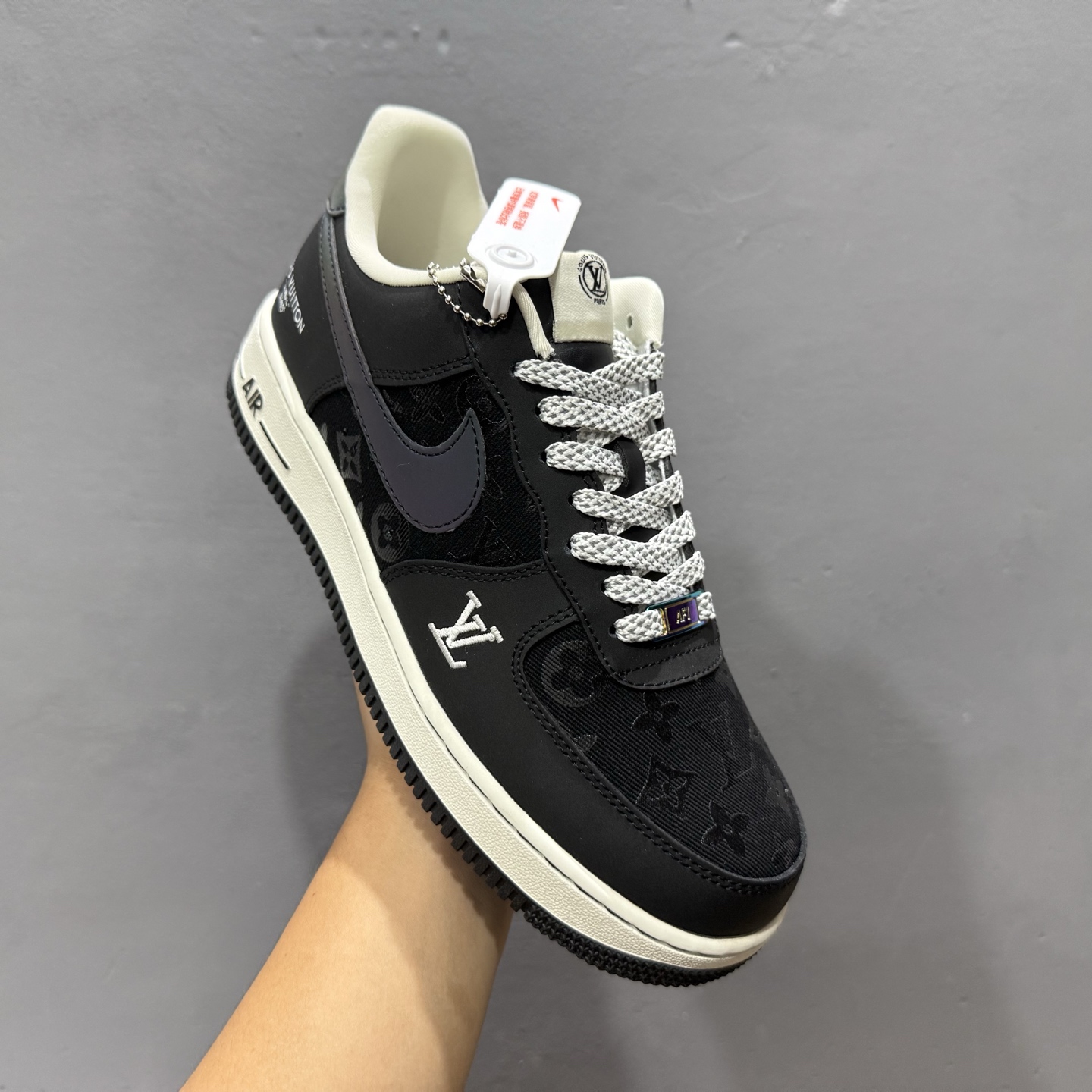 Louis Vuitton x NIke Air Force 1 镭射渐变 SC0601-573