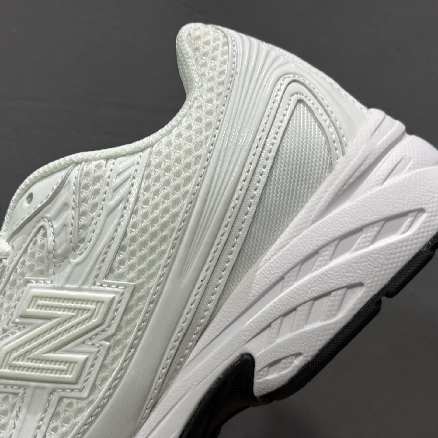New Balance 740系列复古老爹风休闲运动慢跑鞋 U740WW2