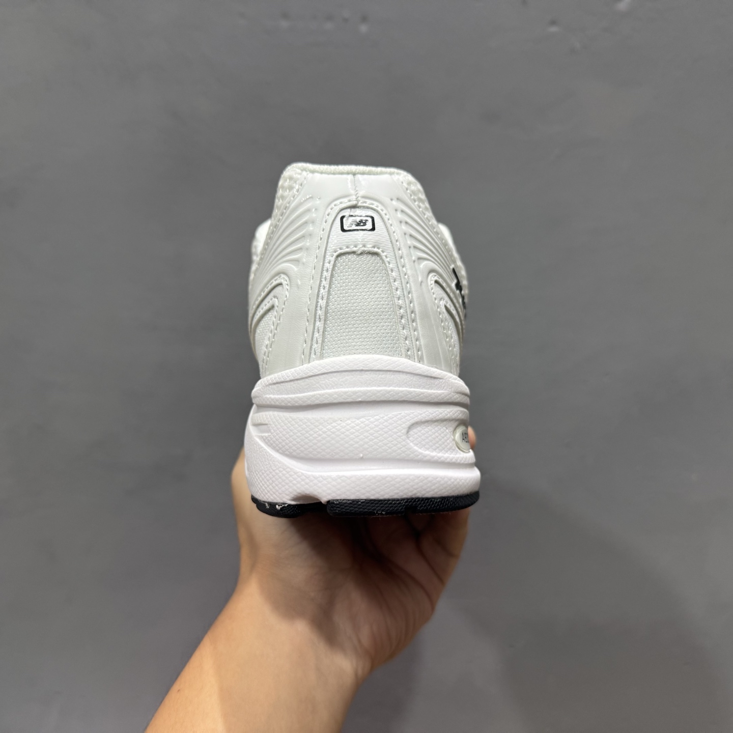 New Balance 740系列复古老爹风休闲运动慢跑鞋 U740WW2