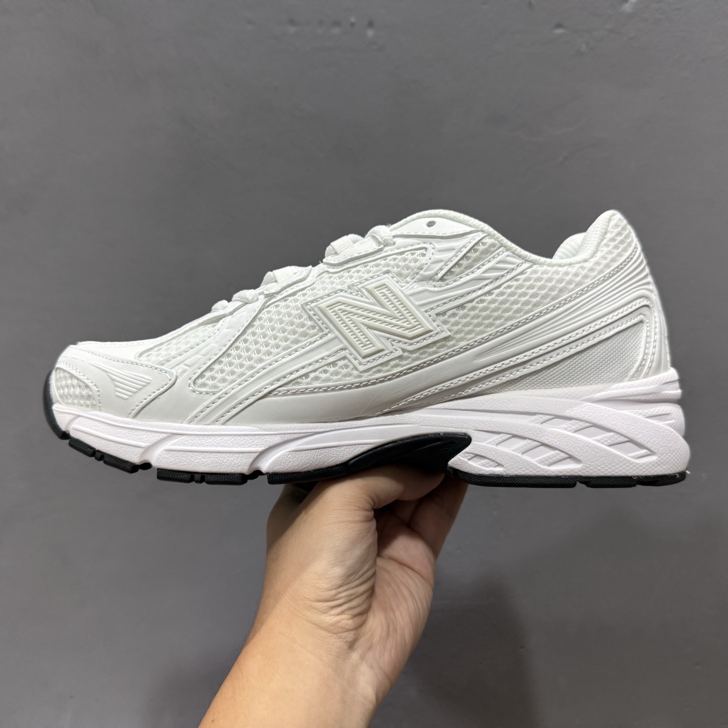 New Balance 740系列复古老爹风休闲运动慢跑鞋 U740WW2