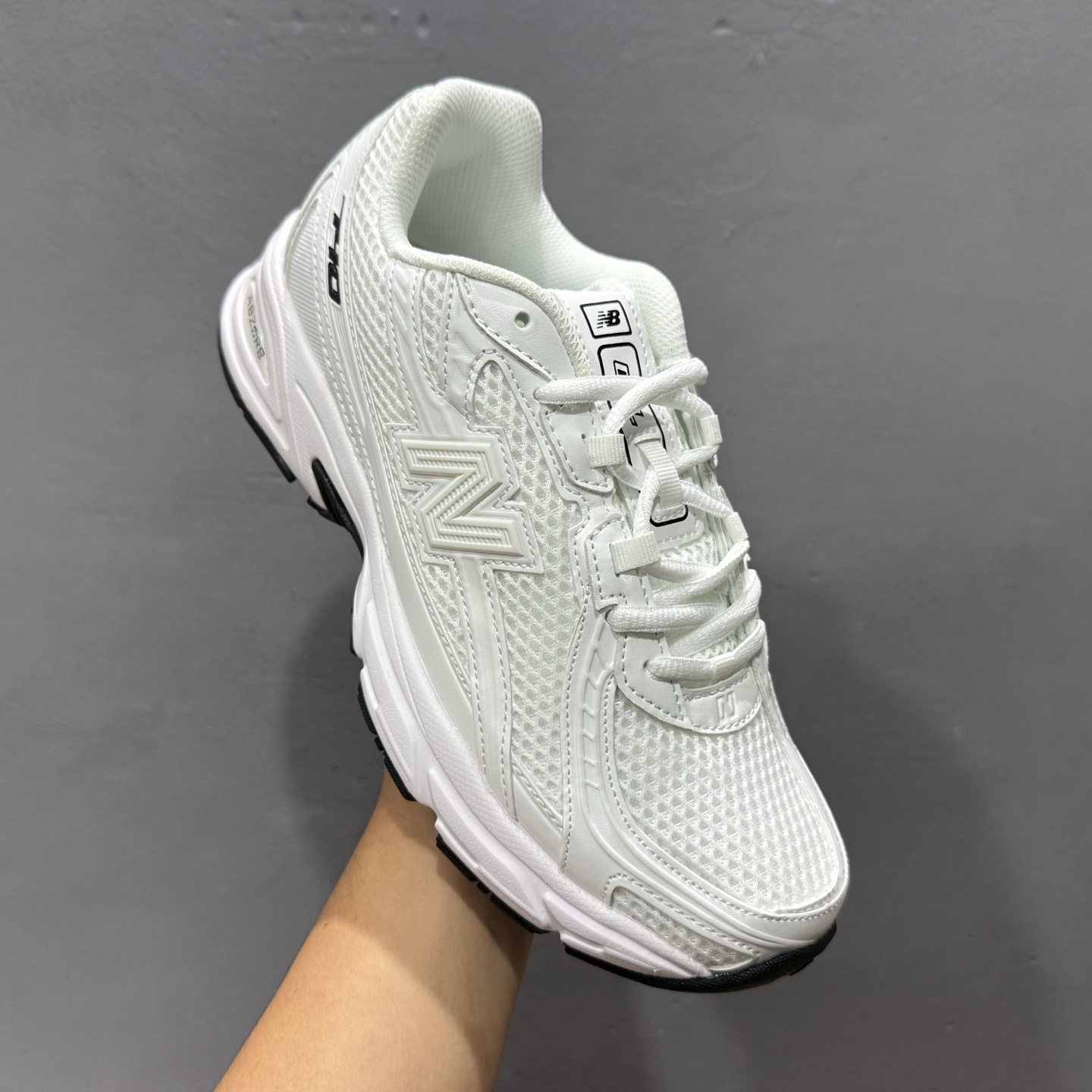 New Balance 740系列复古老爹风休闲运动慢跑鞋 U740WW2