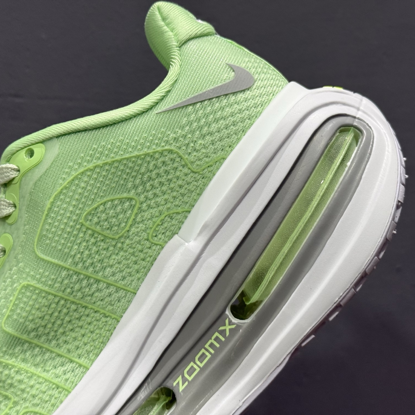 Nike Vomero premium Air气垫40周年 舒适百搭防滑耐磨 支撑缓震低帮 休闲跑步鞋 FN8453-023