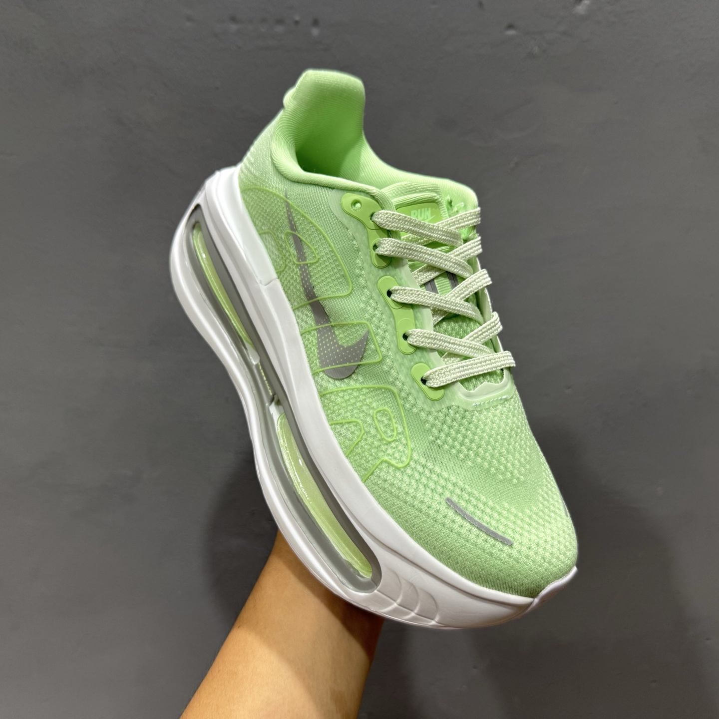 Nike Vomero premium Air气垫40周年 舒适百搭防滑耐磨 支撑缓震低帮 休闲跑步鞋 FN8453-023