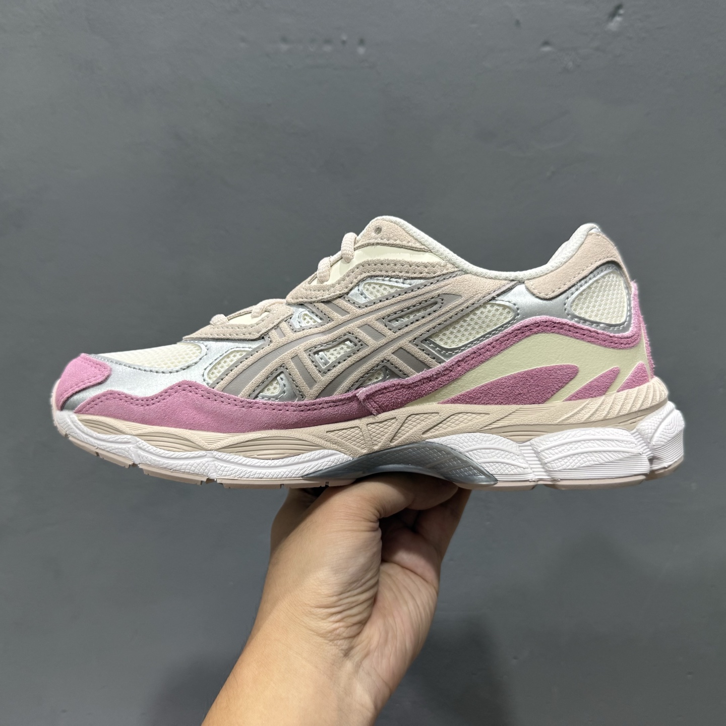 Asics Gel-Quantum 360 VIII 亚瑟士复古透气休闲鞋 1203A383-104