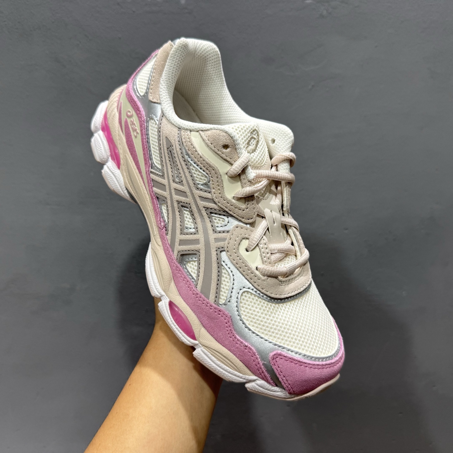 Asics Gel-Quantum 360 VIII 亚瑟士复古透气休闲鞋 1203A383-104