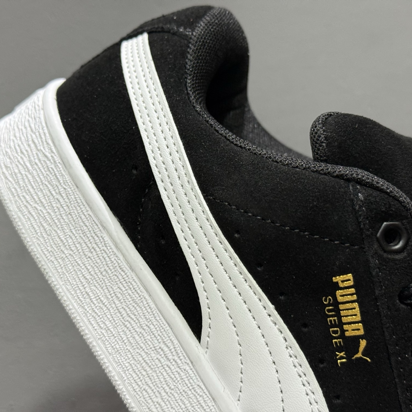 160 PUMA彪马 Suede XL 圆头面包鞋 黑黄白 308220-01