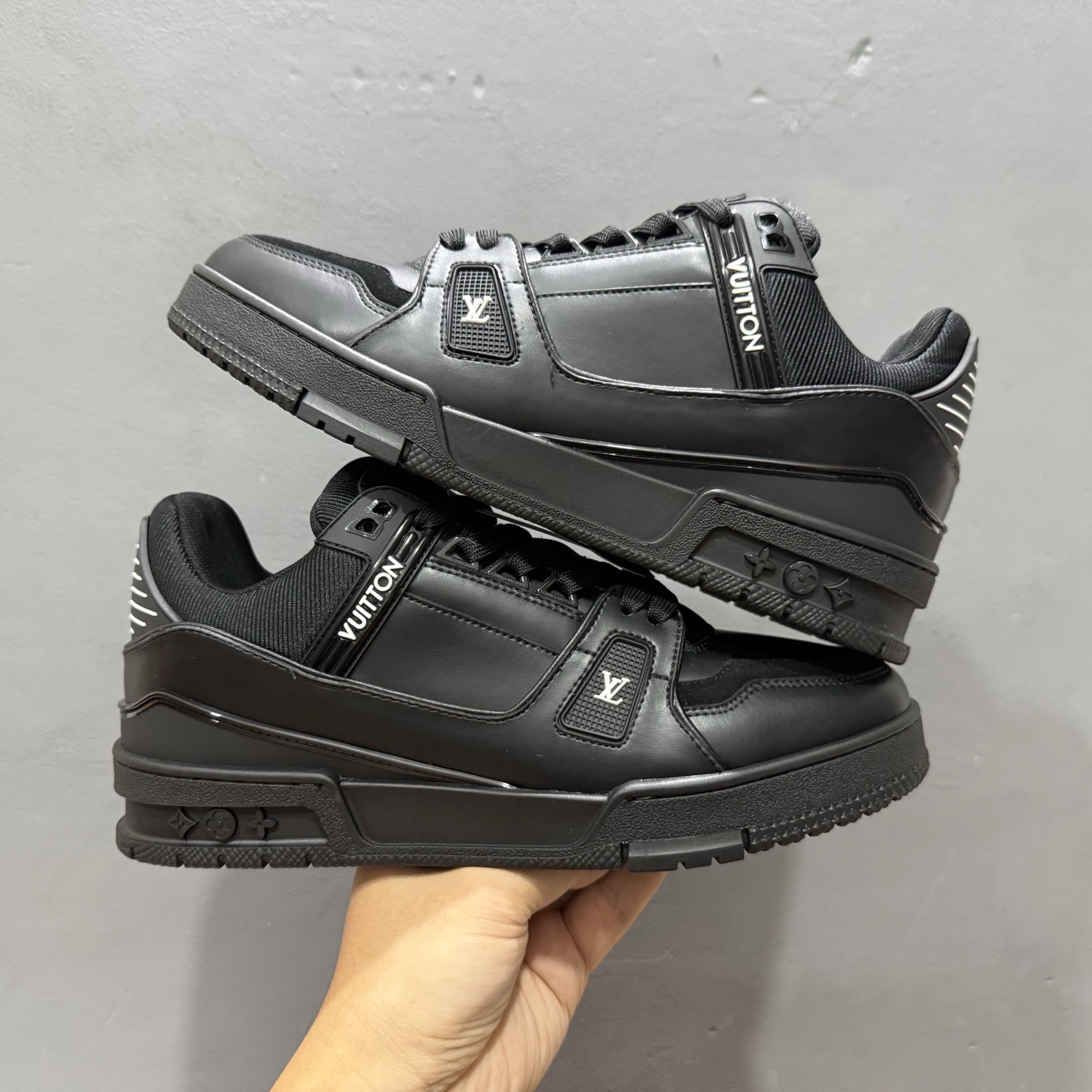 LV路易威登Louis Vuitton Trainer Sneaker Low休闲运动文化百搭篮球板鞋