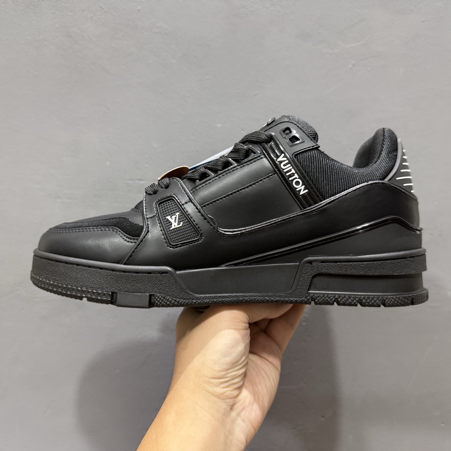 LV路易威登Louis Vuitton Trainer Sneaker Low休闲运动文化百搭篮球板鞋