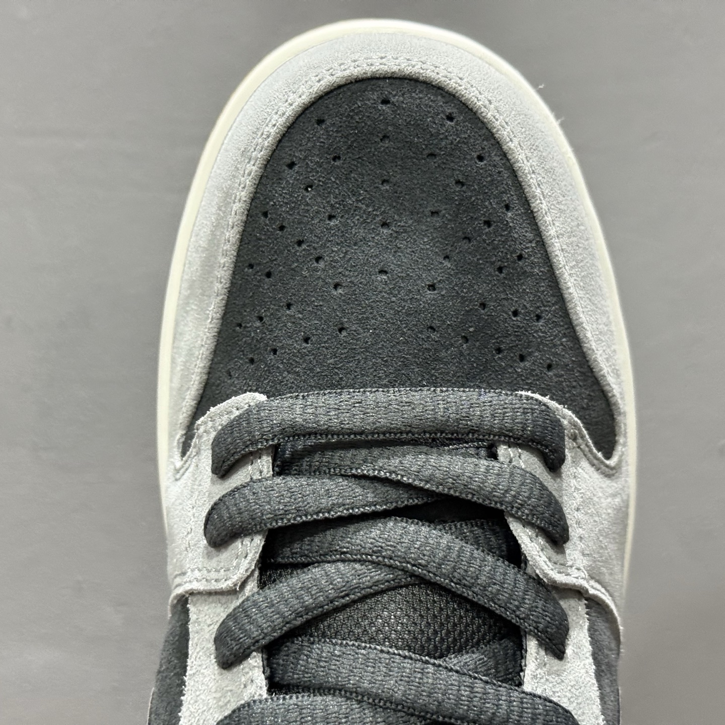 NK SB Dunk Low 灰黑生胶 极限压缩利润空间 HF3063-001