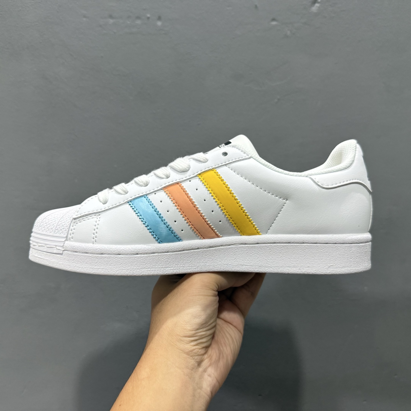 Adidas Originals Superstar 联名款贝壳头 bz2537