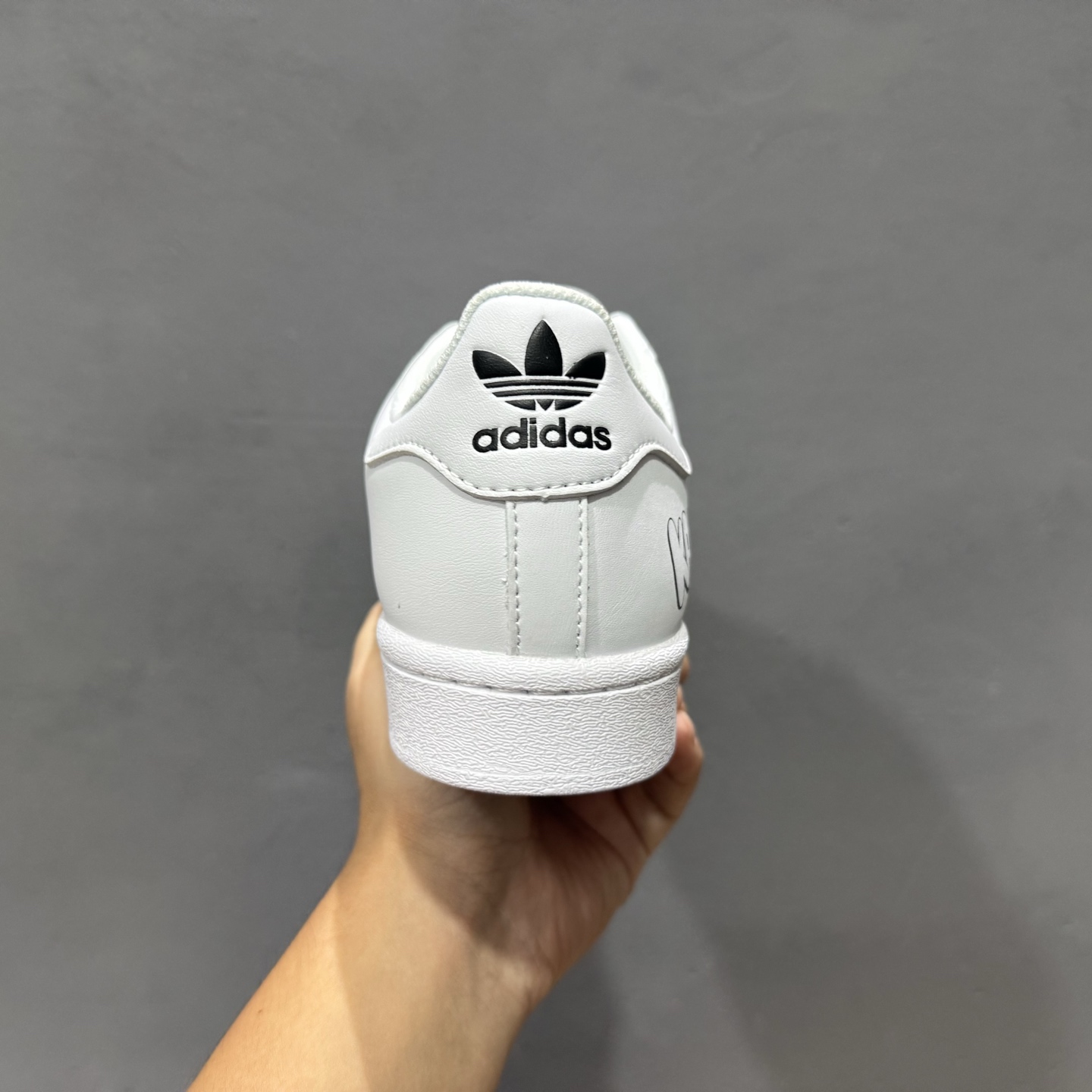 Adidas Originals Superstar 联名款贝壳头 bz2537