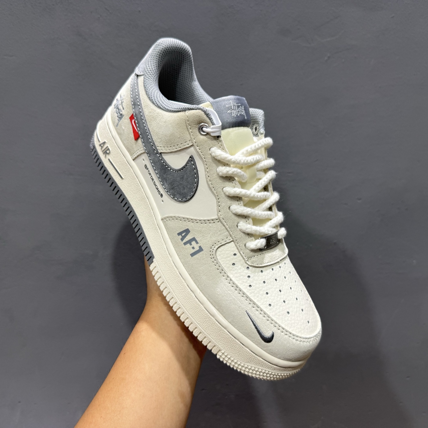 Sup x Air Force 1 Low 翻毛米灰黑 SJ6698-024