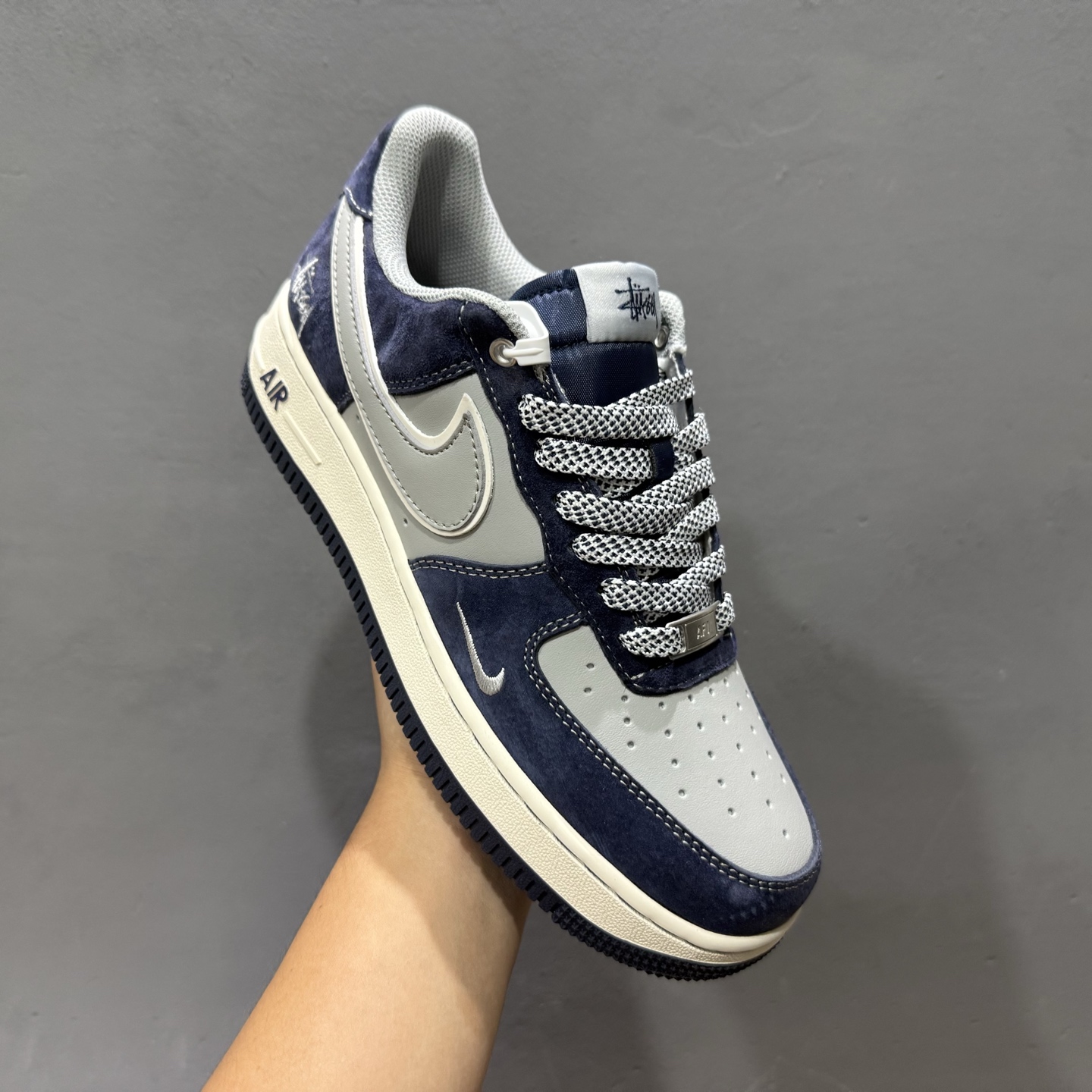 Sup x Air Force 1 Low 翻毛米灰黑 SJ6698-007