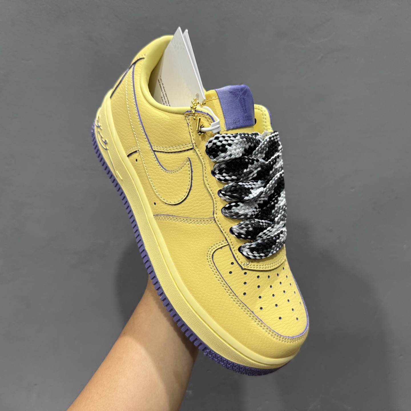 Nike Air Force 1'07 Low 科比 空军一号低帮休闲板鞋 HV9408-700