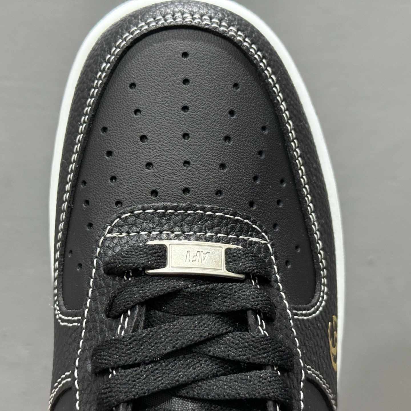 Nike Air Force 1'07 Low 古驰联名 黑红勾 空军一号低帮休闲板鞋 AH8462-001