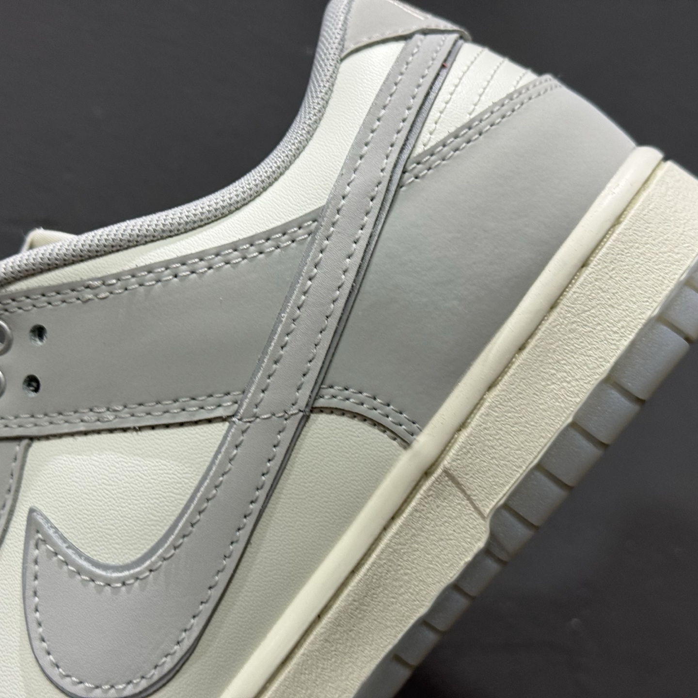 Nike SB Dunk Low 周年高端定制 低帮休闲板鞋 GW0414-023