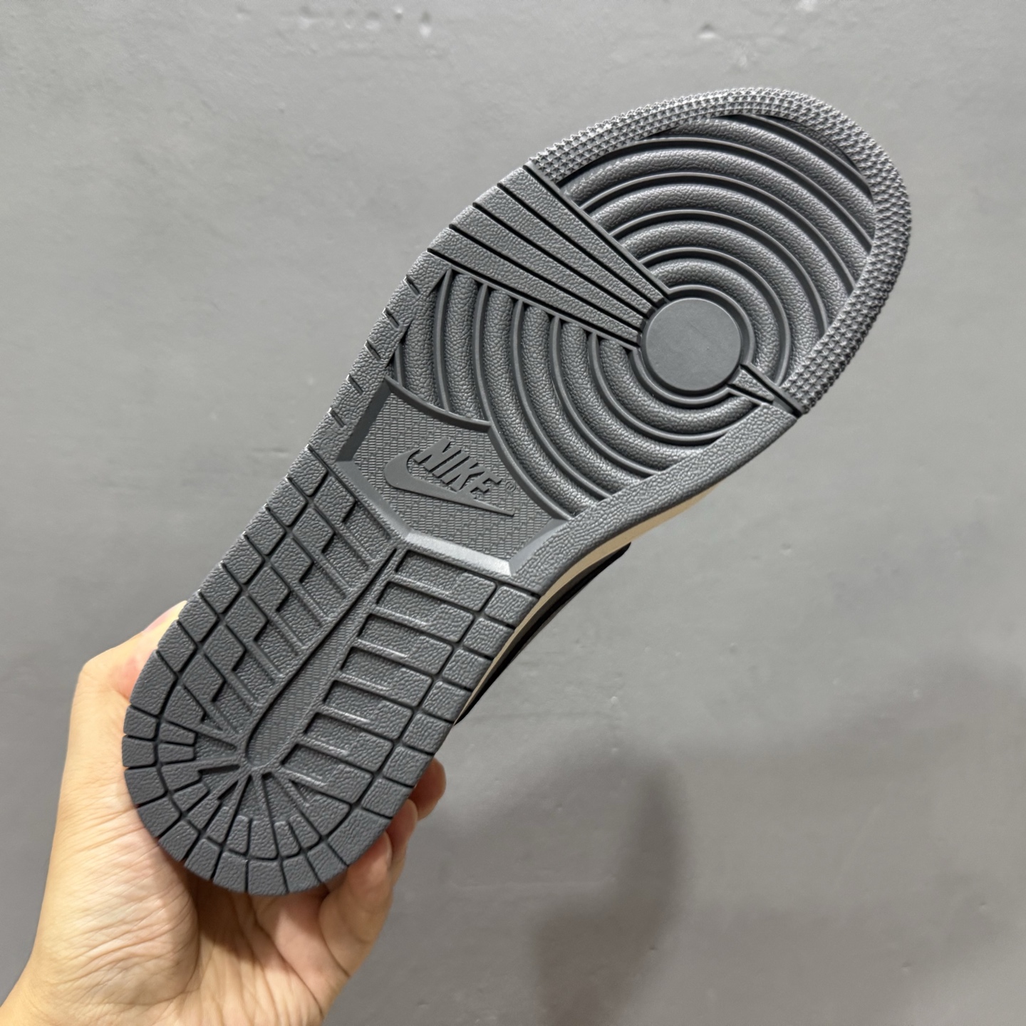 Travis Scott x Fragment Design x Air Jordan 1 Low OG SP AJ1 乔1 北面联名 印花米黑织标 低帮文化休闲板鞋 QW5088-205