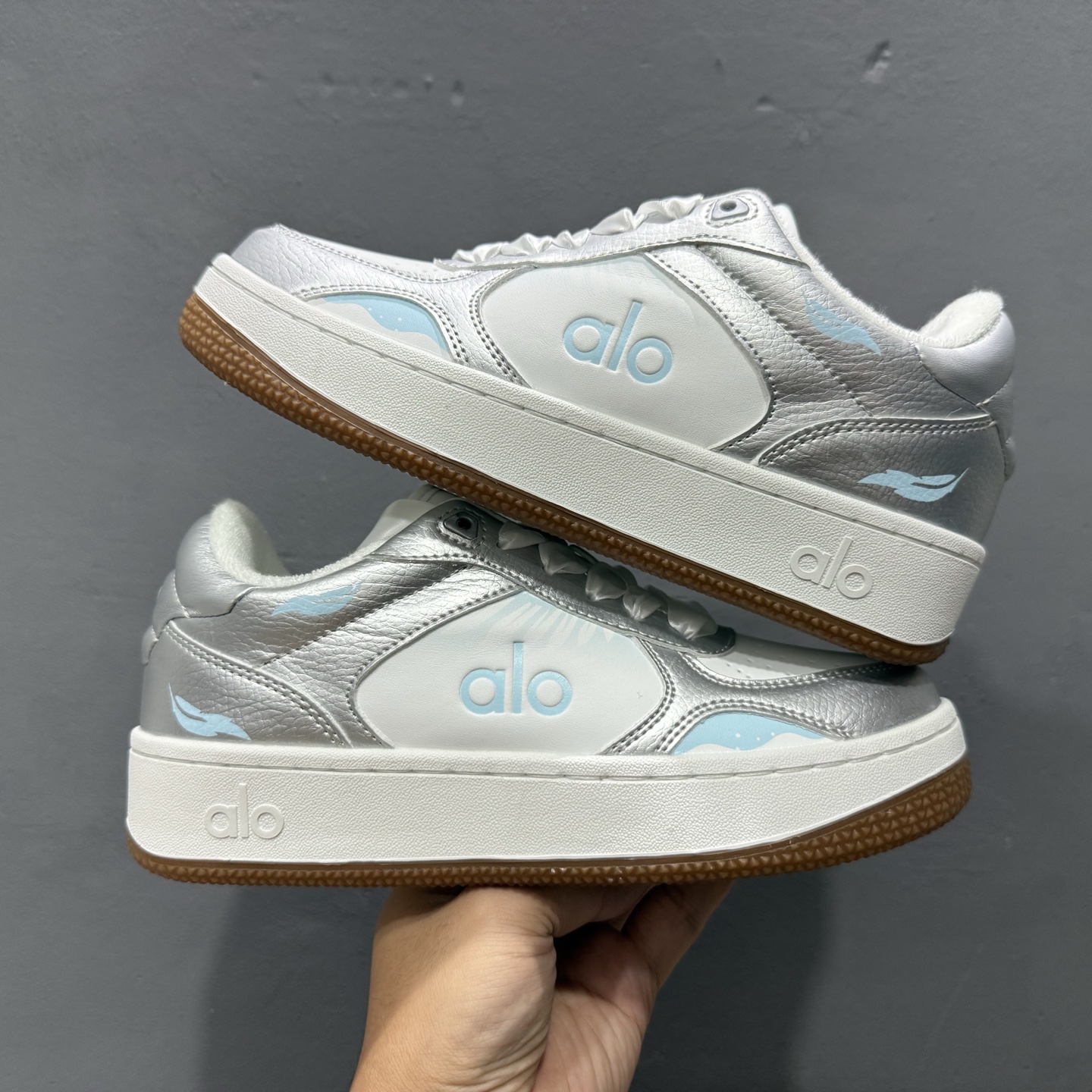 Alo Yoga Recovery Mode 拉布布舒适简约防滑耐磨低帮休闲板鞋