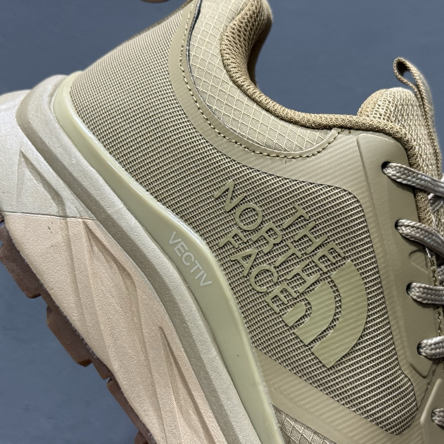 240 The North Face 北面乐斯菲斯户外运动休闲登山鞋越野徒步鞋