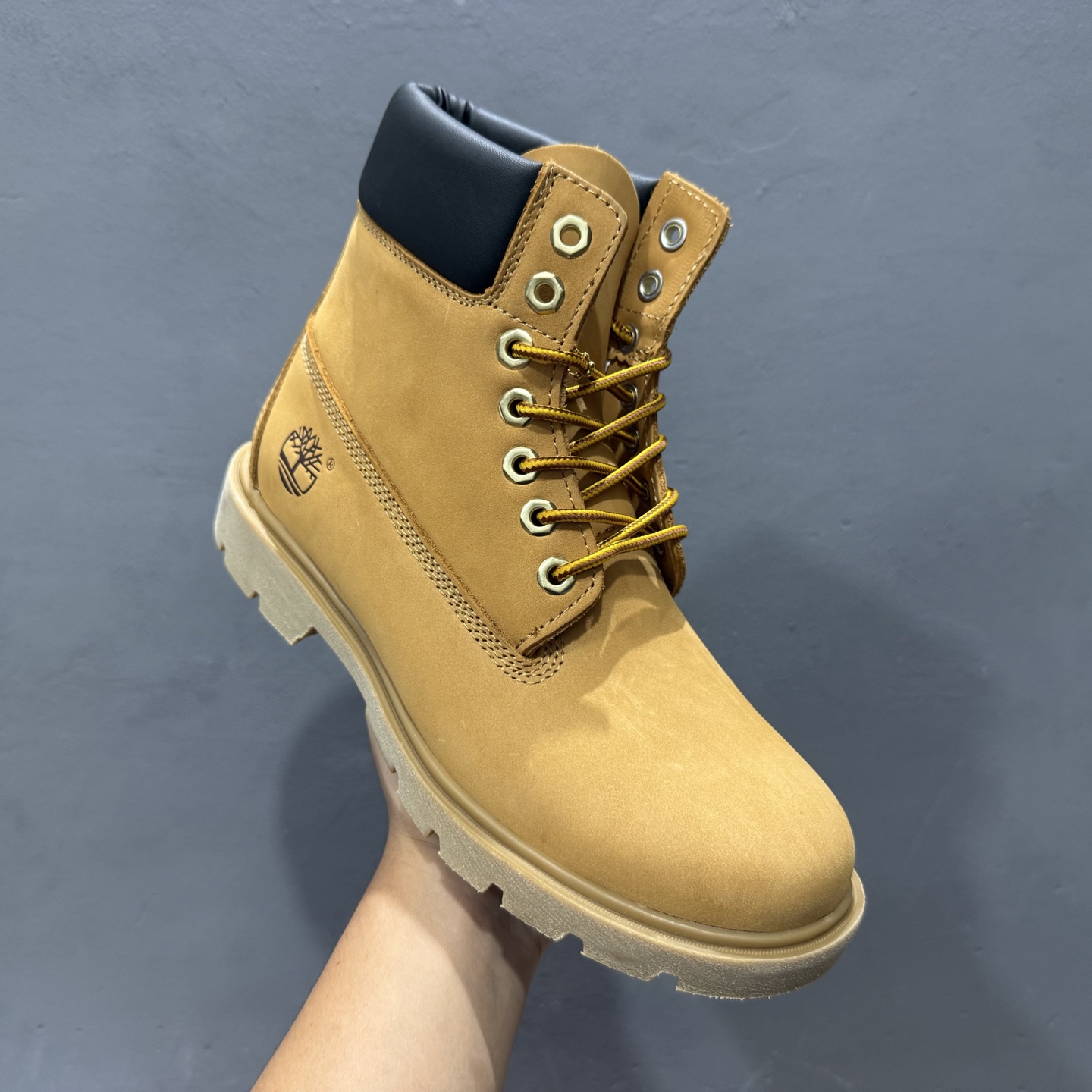 Timberland添柏岚/天伯伦经典款户外休闲高帮大黄靴