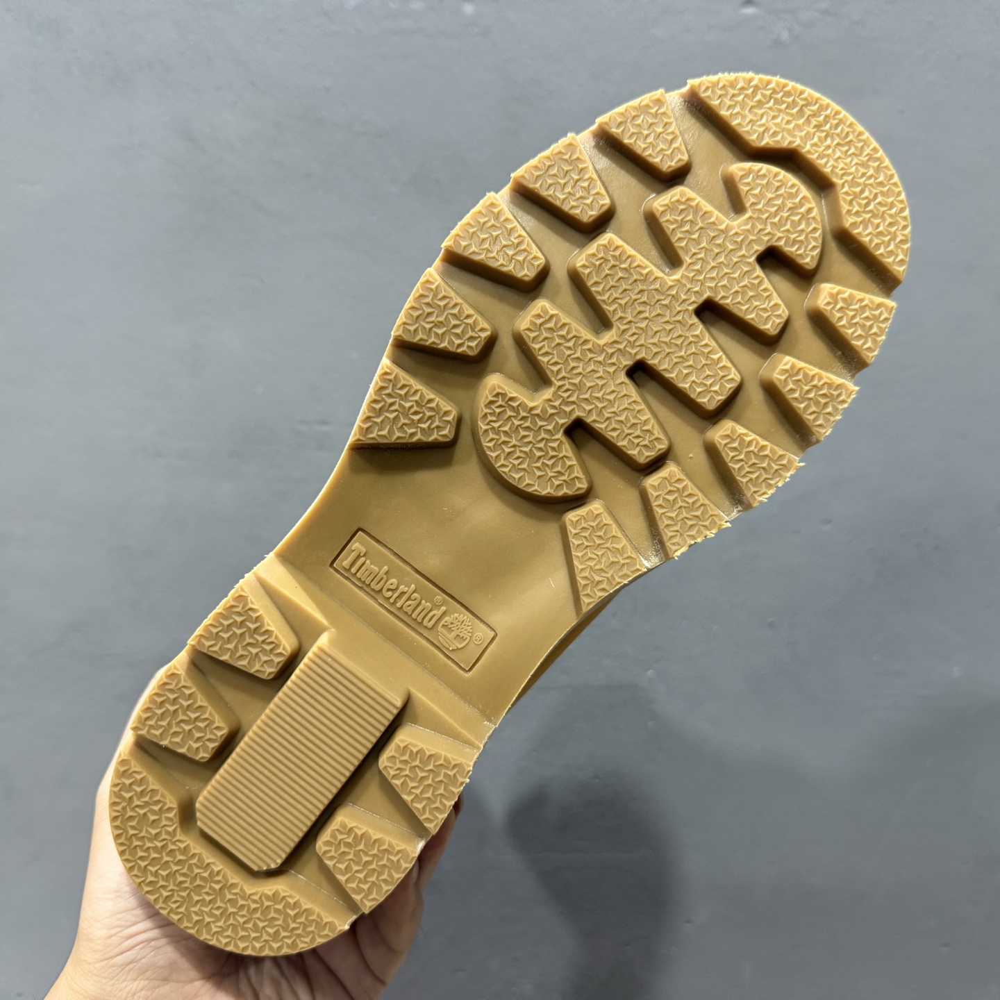 Timberland添柏岚/天伯伦经典款户外休闲高帮大黄靴