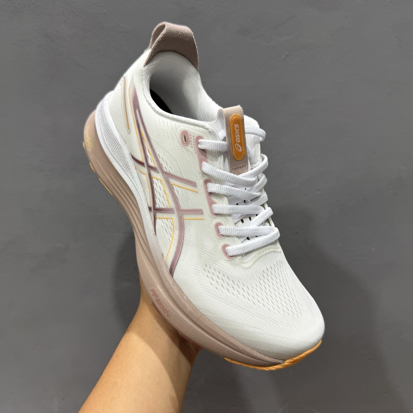 Asics Gel-Nimbus 27 舒适防滑耐磨低帮休闲跑步鞋 1012B838-101
