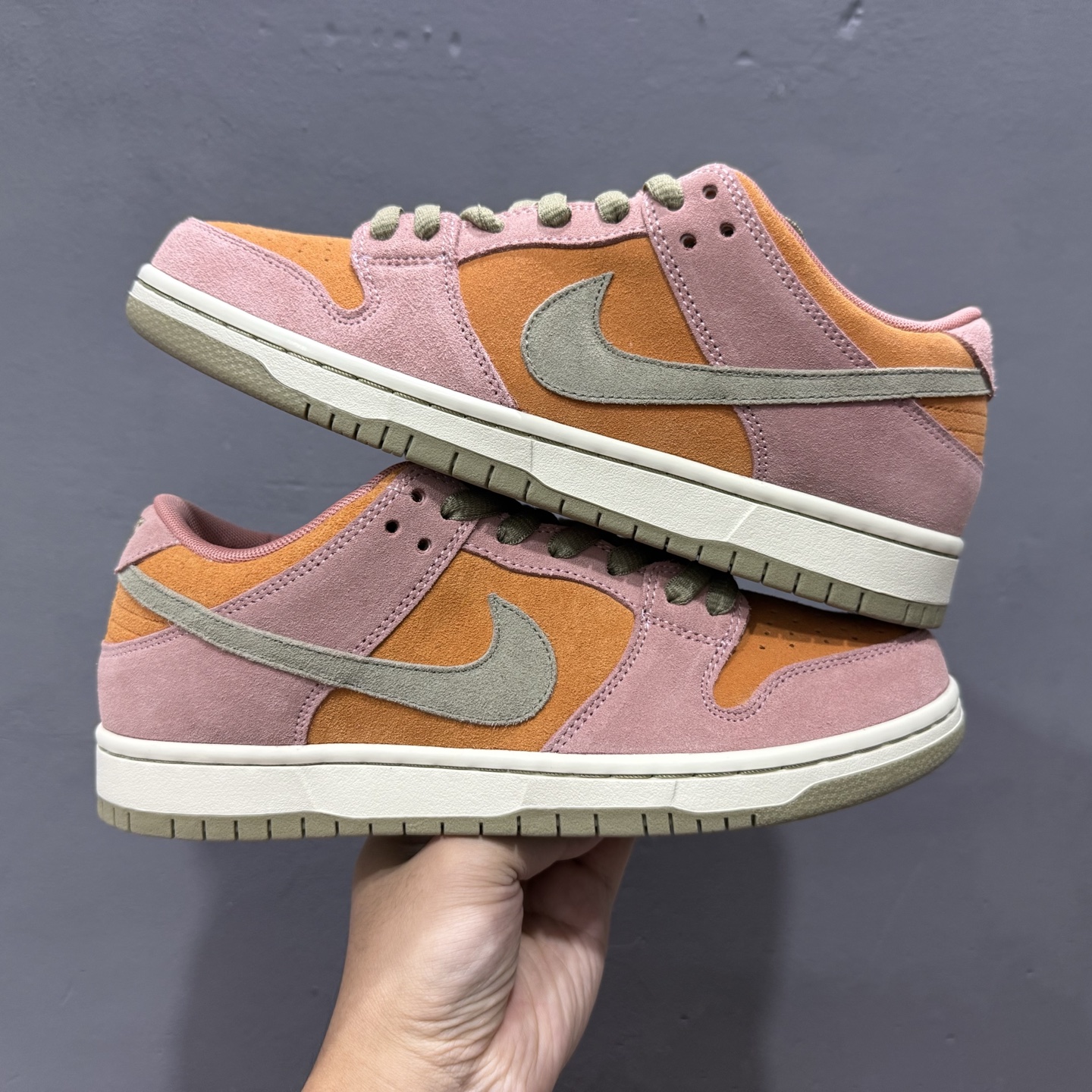 Nike SB Dunk Low ”Red Stardust” 星尘粉 低帮休闲板鞋 HJ4135-600