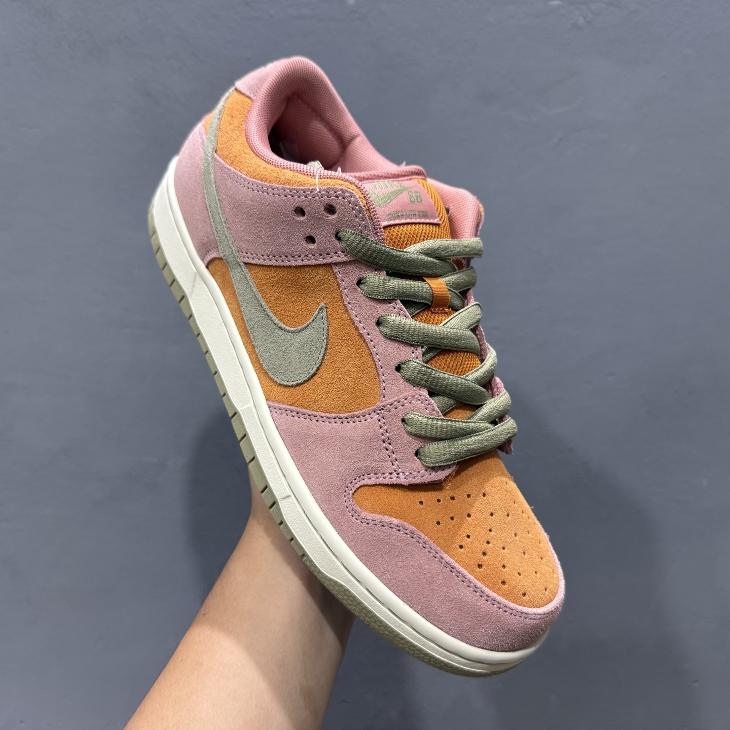 Nike SB Dunk Low ”Red Stardust” 星尘粉 低帮休闲板鞋 HJ4135-600