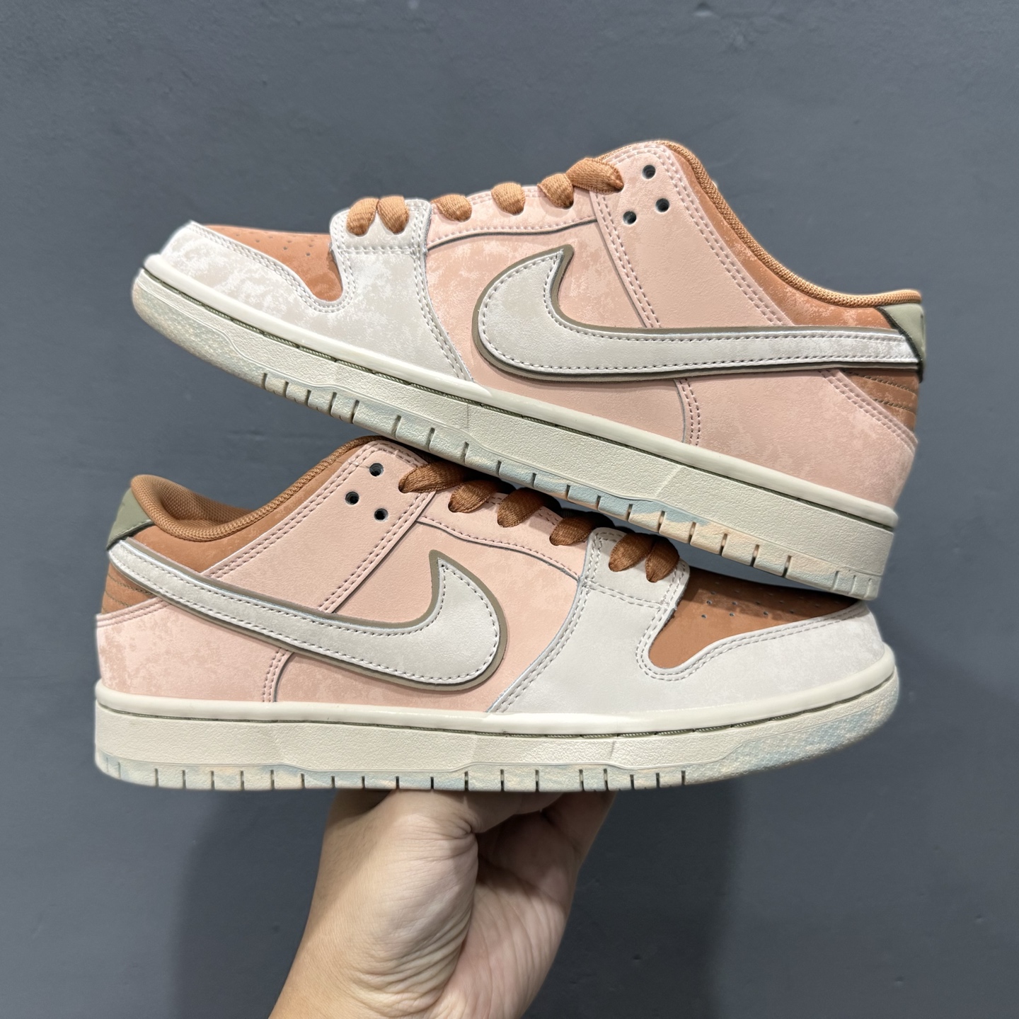 Nike SB Dunk Low ”Trocadero Gardens” 特罗卡德罗花园 低帮休闲板鞋 FV5926-200