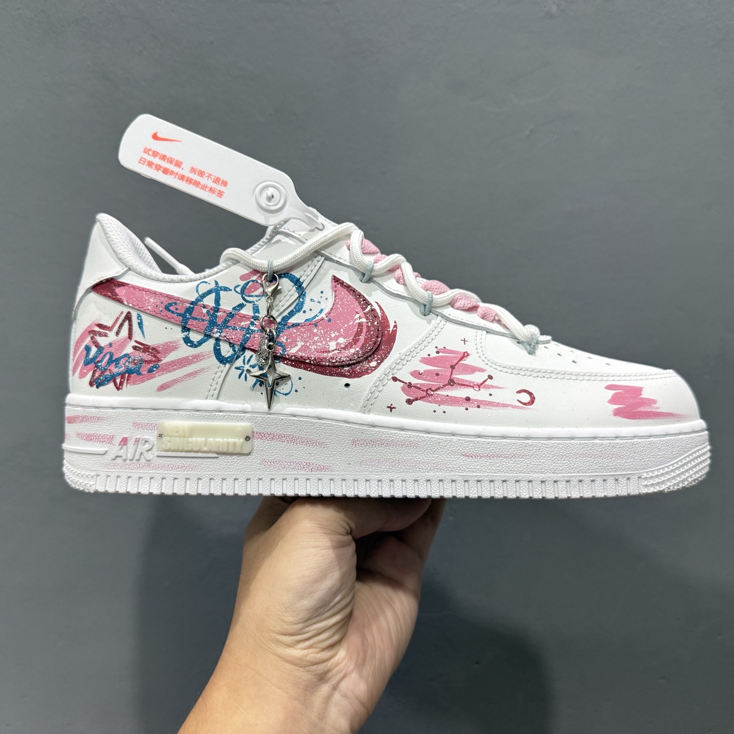 ￥260 Nike Air Force 1'07 Low ”Virgo” 手绘涂鸦十二星座系列