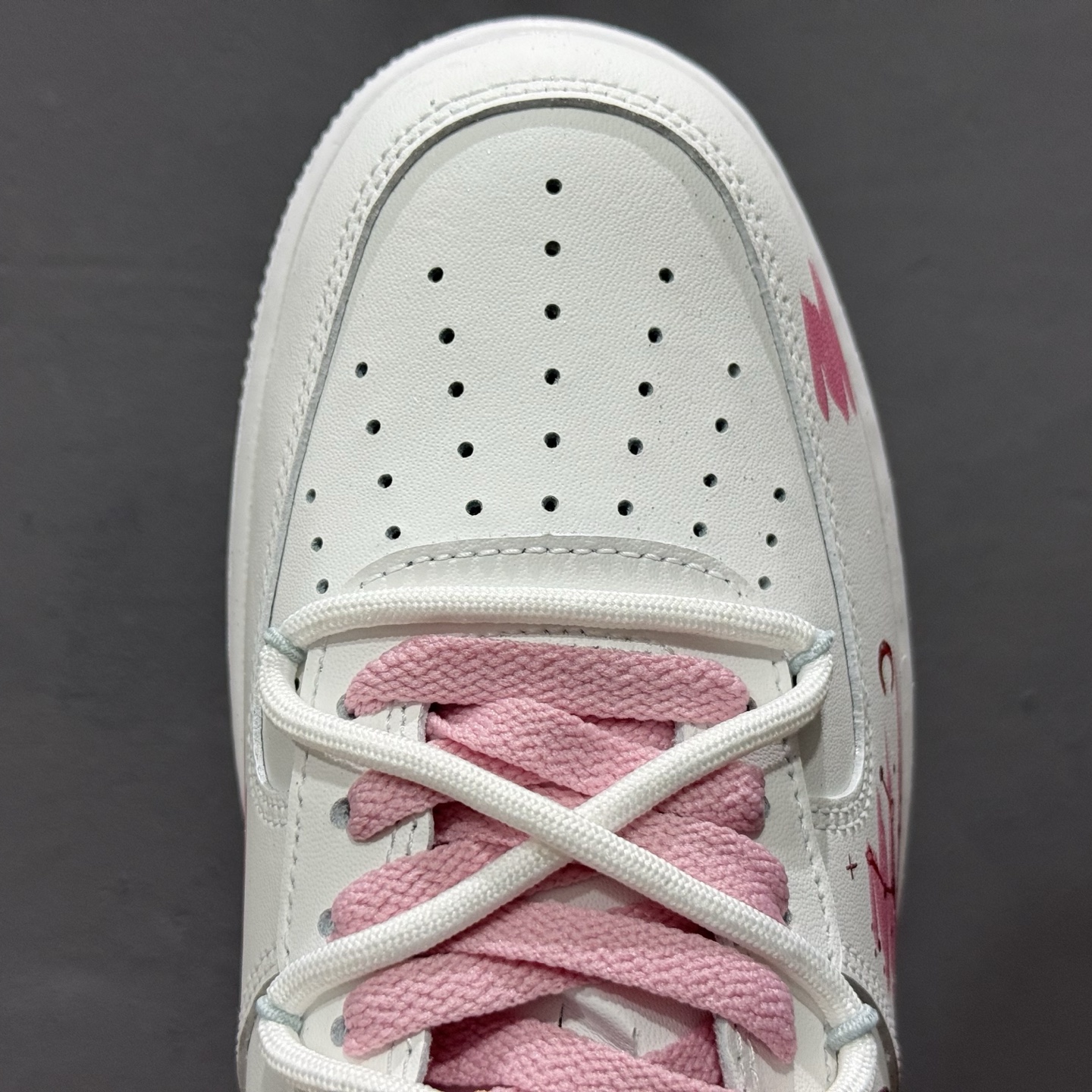 ￥260 Nike Air Force 1'07 Low ”Virgo” 手绘涂鸦十二星座系列