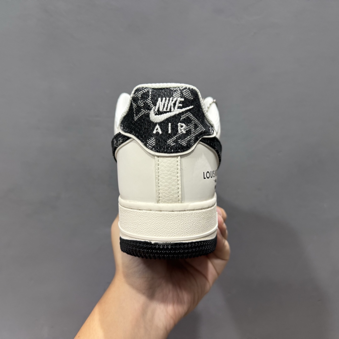 ￥260 Nike Air Force 1'07 Low LV联名 黑牛仔印花 空军一号低帮休闲板鞋 SM6668-108
