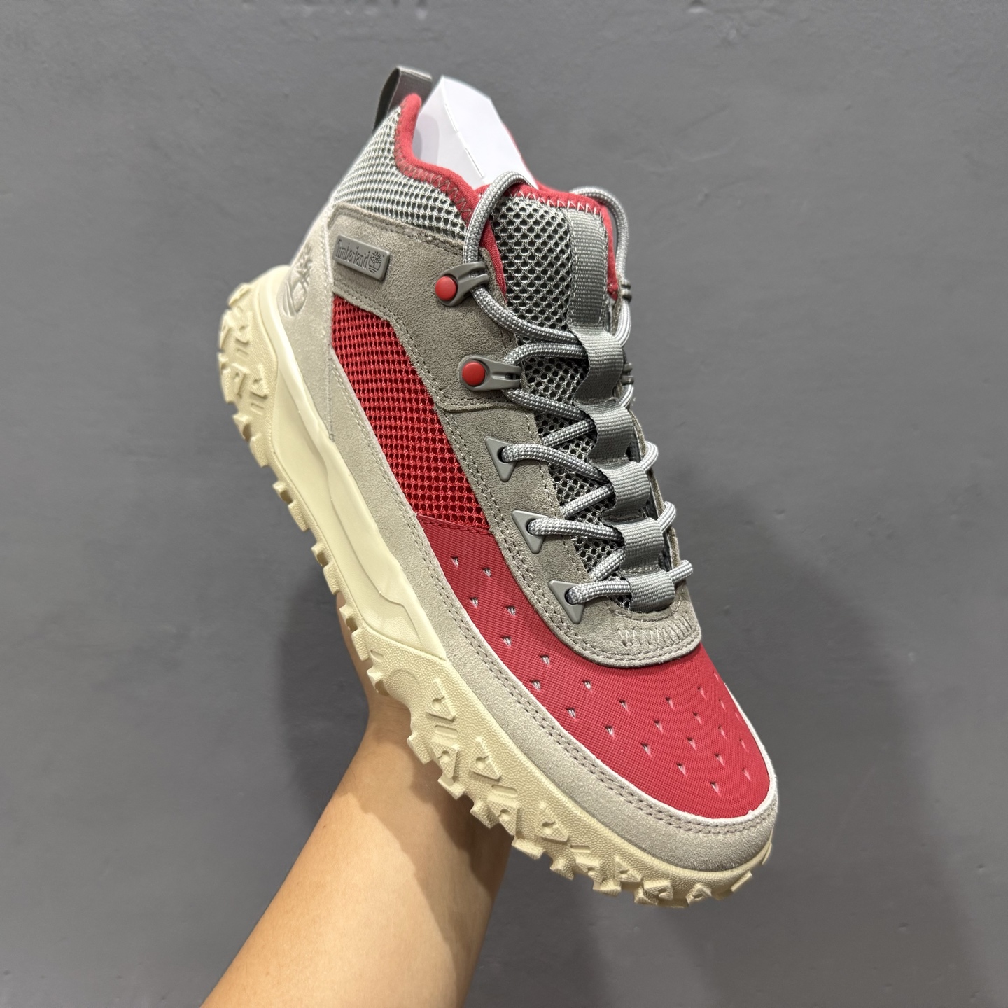 ￥210 Timberland 添柏岚/天伯伦户外运动休闲靴 TB0A6CW1E03