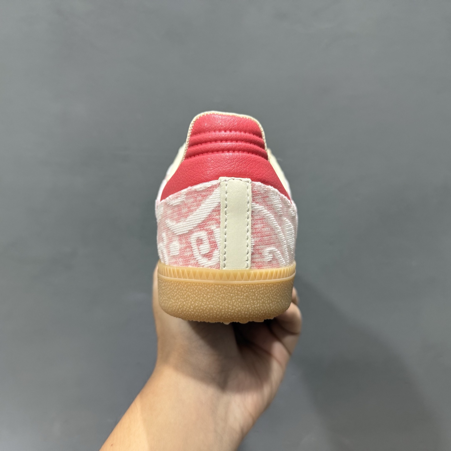 150 AdidOriginals Samba 桑巴舞系列阿迪达斯 三叶草 绅士德训足球风百搭低帮休闲运动板鞋 JR8841 126261