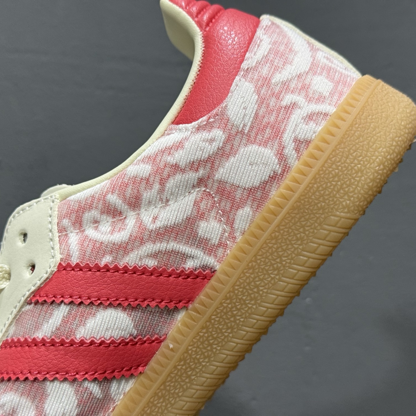 150 AdidOriginals Samba 桑巴舞系列阿迪达斯 三叶草 绅士德训足球风百搭低帮休闲运动板鞋 JR8841 126261