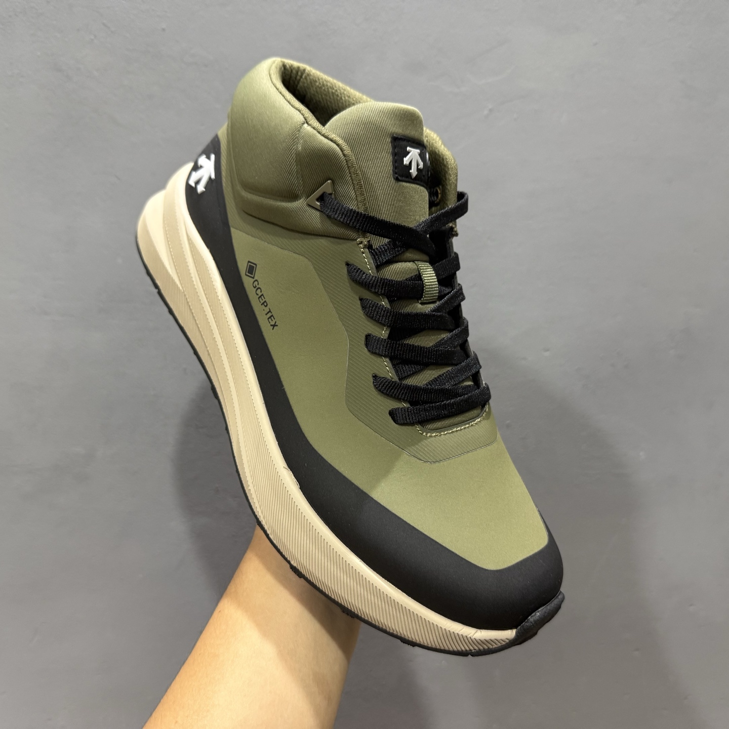 320 迪桑特·DESCENTE Boa Dfluid 流体系列越野徒步户外运动鞋