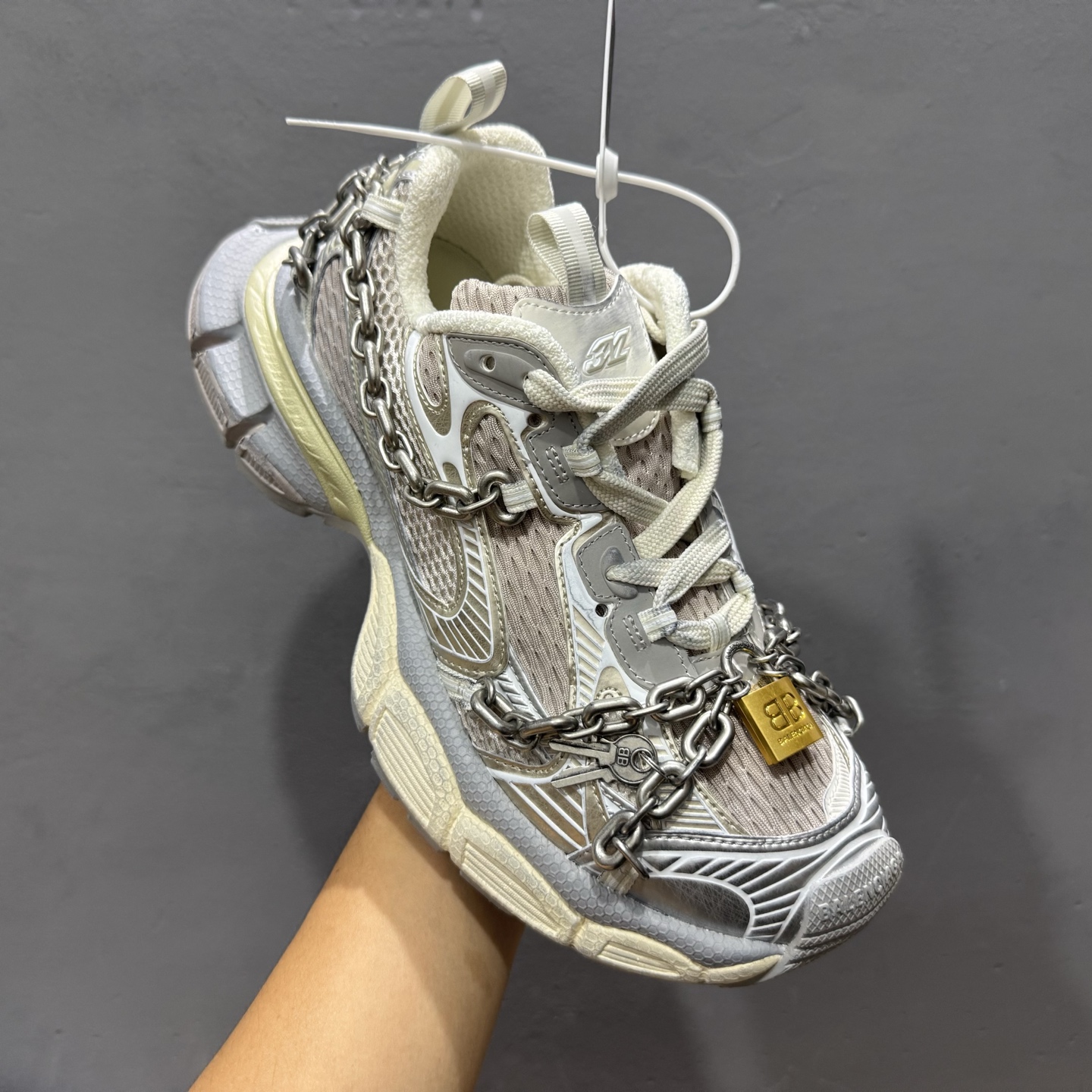 520 Balenciaga Phantom Sneaker 3XL 巴黎世家二代 新款金属锁扣 潮流跑鞋  825623 W3XL2 0101