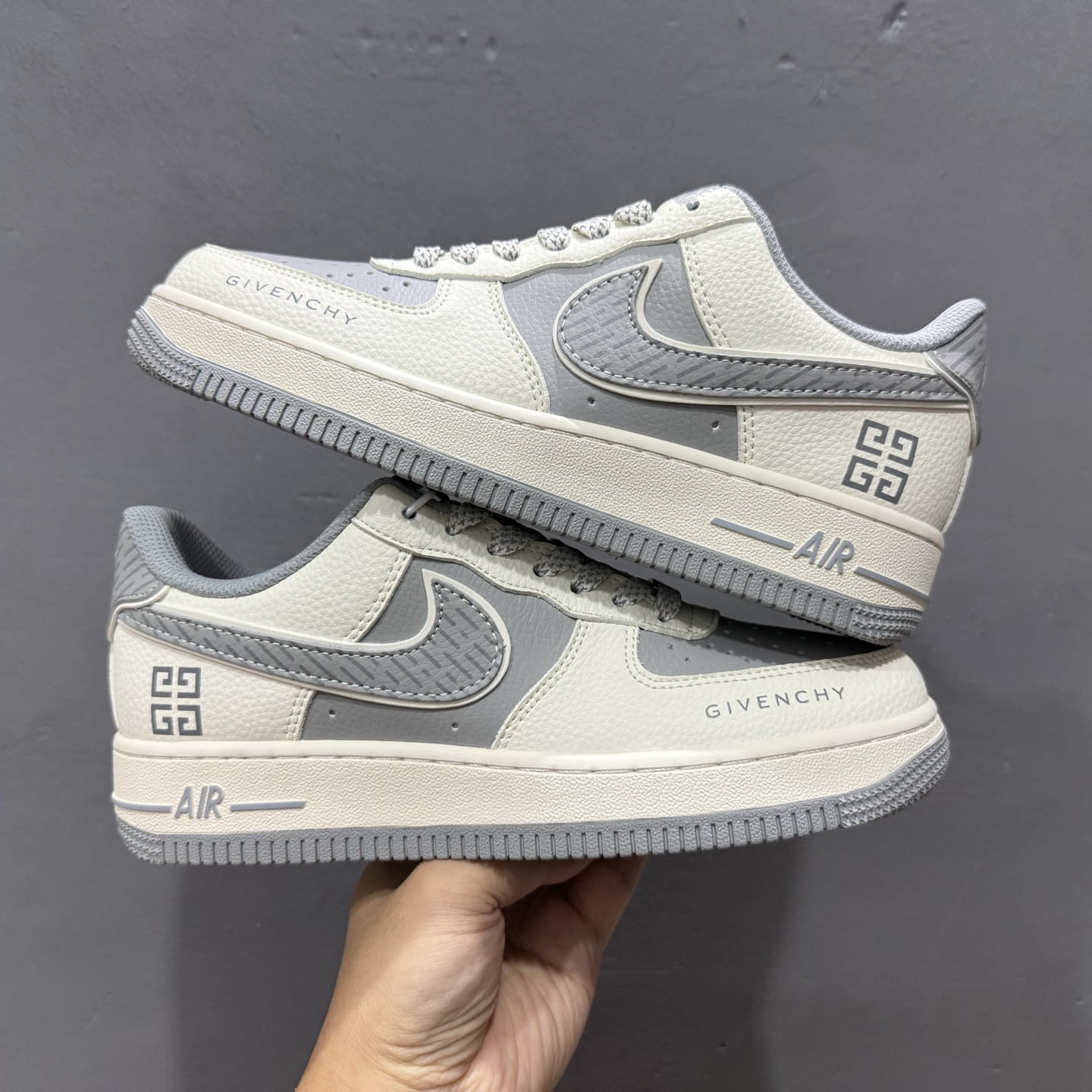 ￥260 Nike Air Force 1'07 Low 纪梵希联名 米灰天际线 空军一号低帮休闲板鞋 JP8028-001
