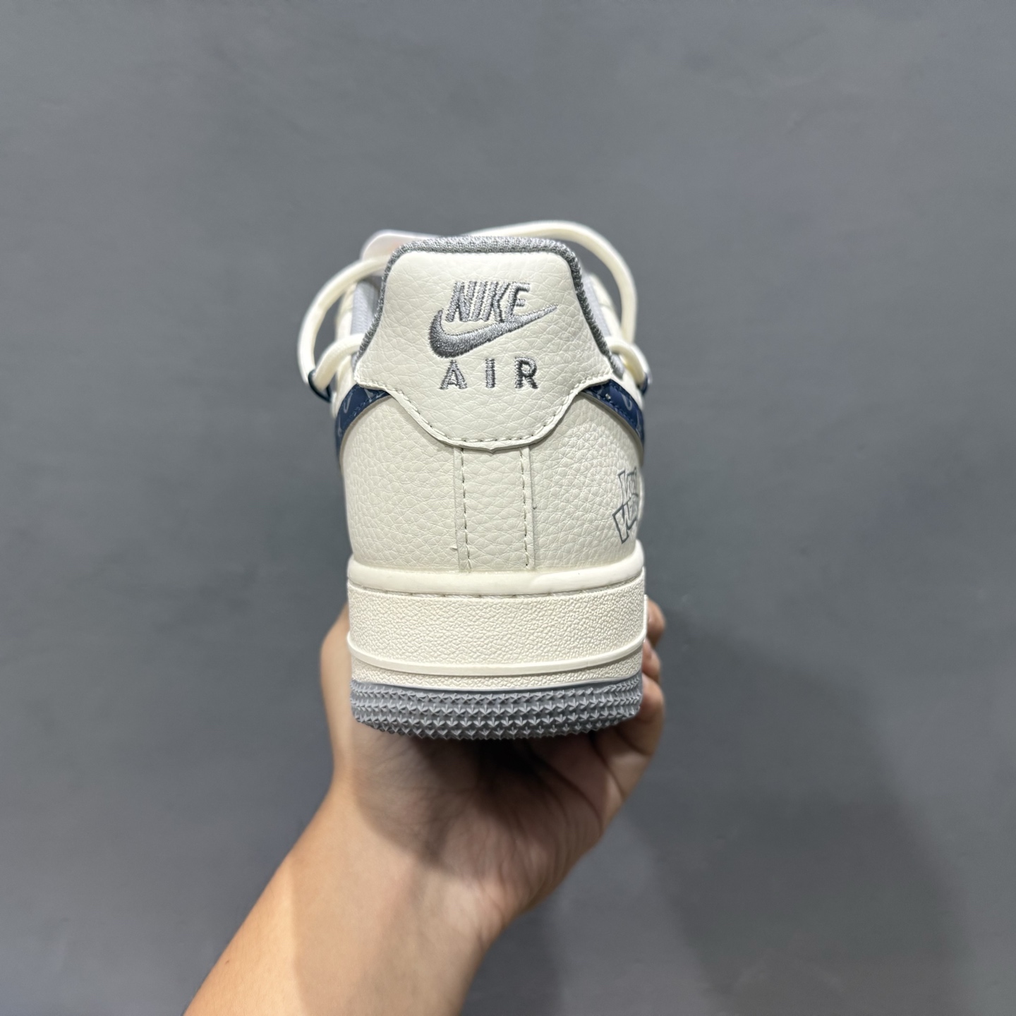￥260 Nike Air Force 1'07 Low LV联名 花蓝勾抽绳 空军一号低帮休闲板鞋 DM6868-064