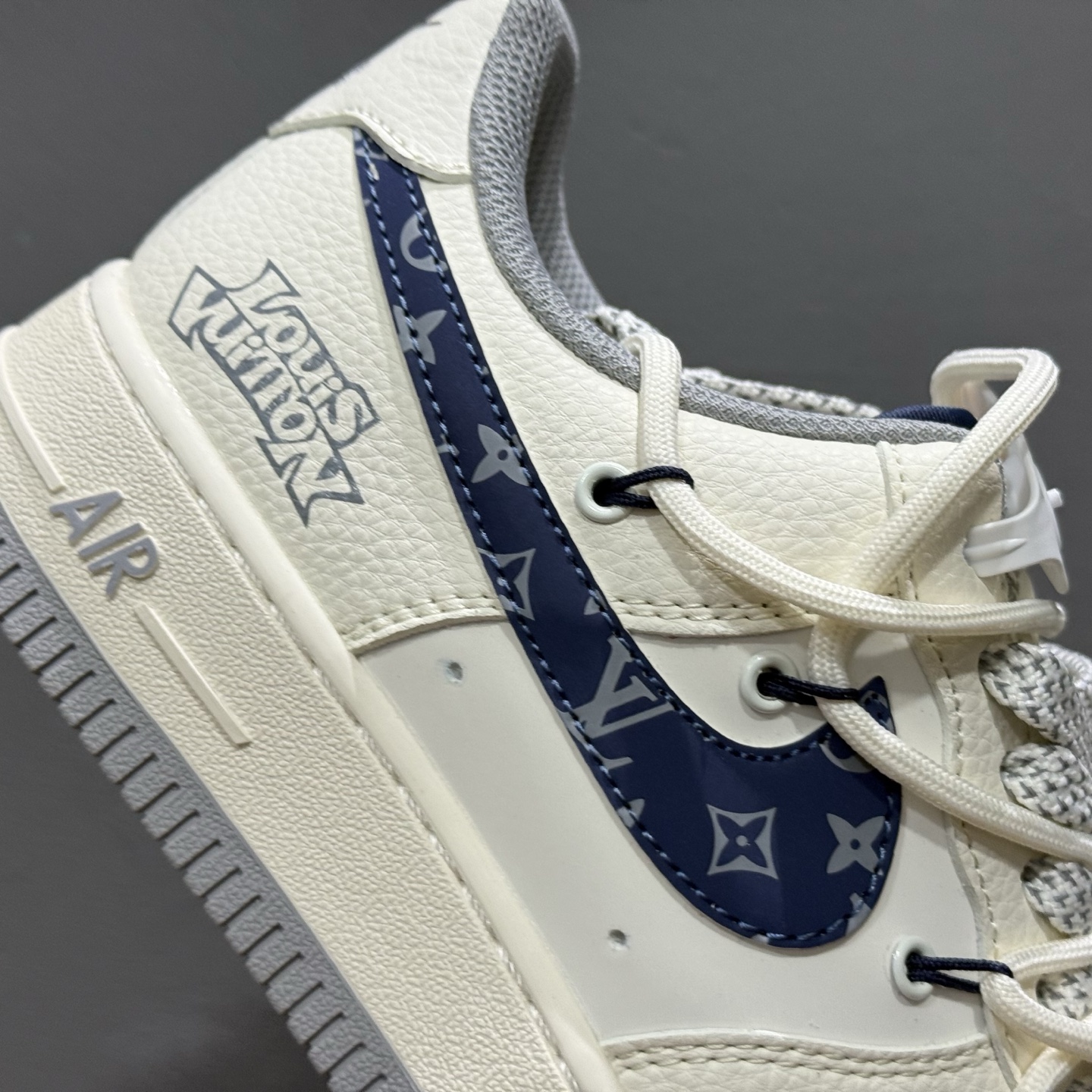 ￥260 Nike Air Force 1'07 Low LV联名 花蓝勾抽绳 空军一号低帮休闲板鞋 DM6868-064