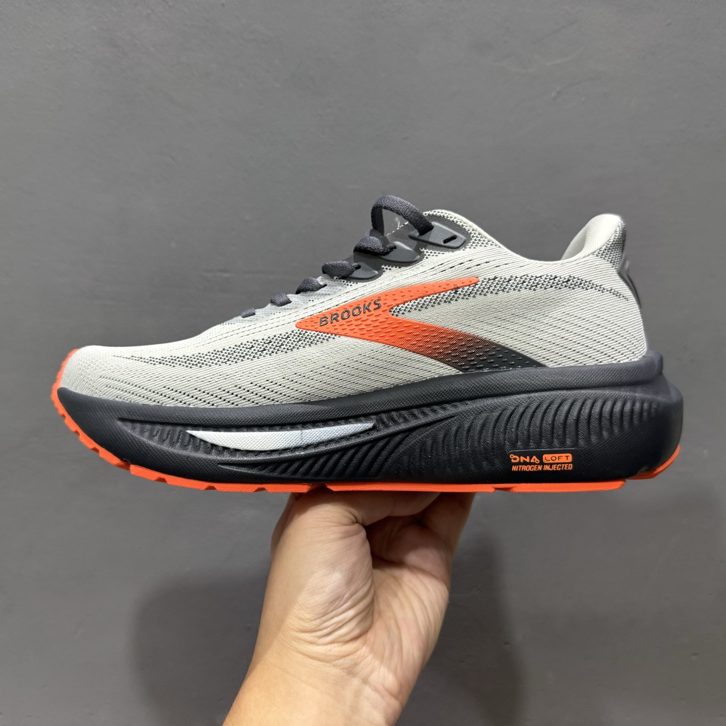 180 外贸热款专供 Brooks 布鲁克斯 Gho17 网面运动鞋 1104421D048 10111