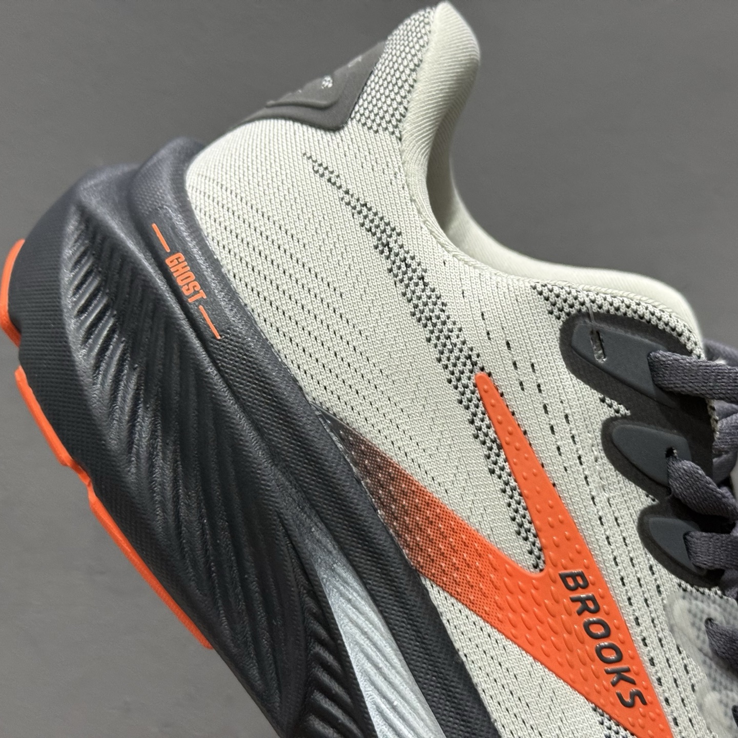 180 外贸热款专供 Brooks 布鲁克斯 Gho17 网面运动鞋 1104421D048 10111
