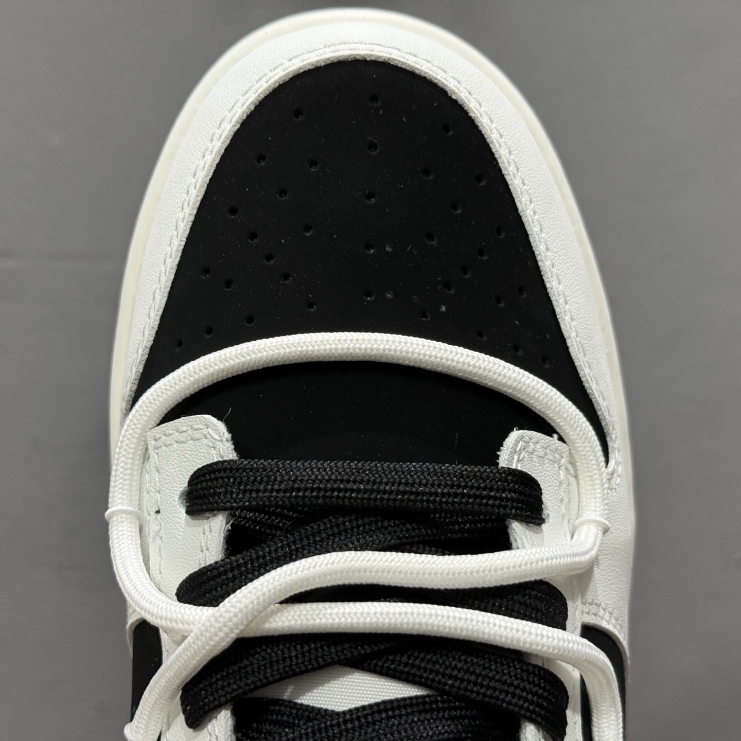 ￥280 Nike SB Dunk Low ”JuDo it” 绑带  低帮休闲板鞋 WB0515-088
