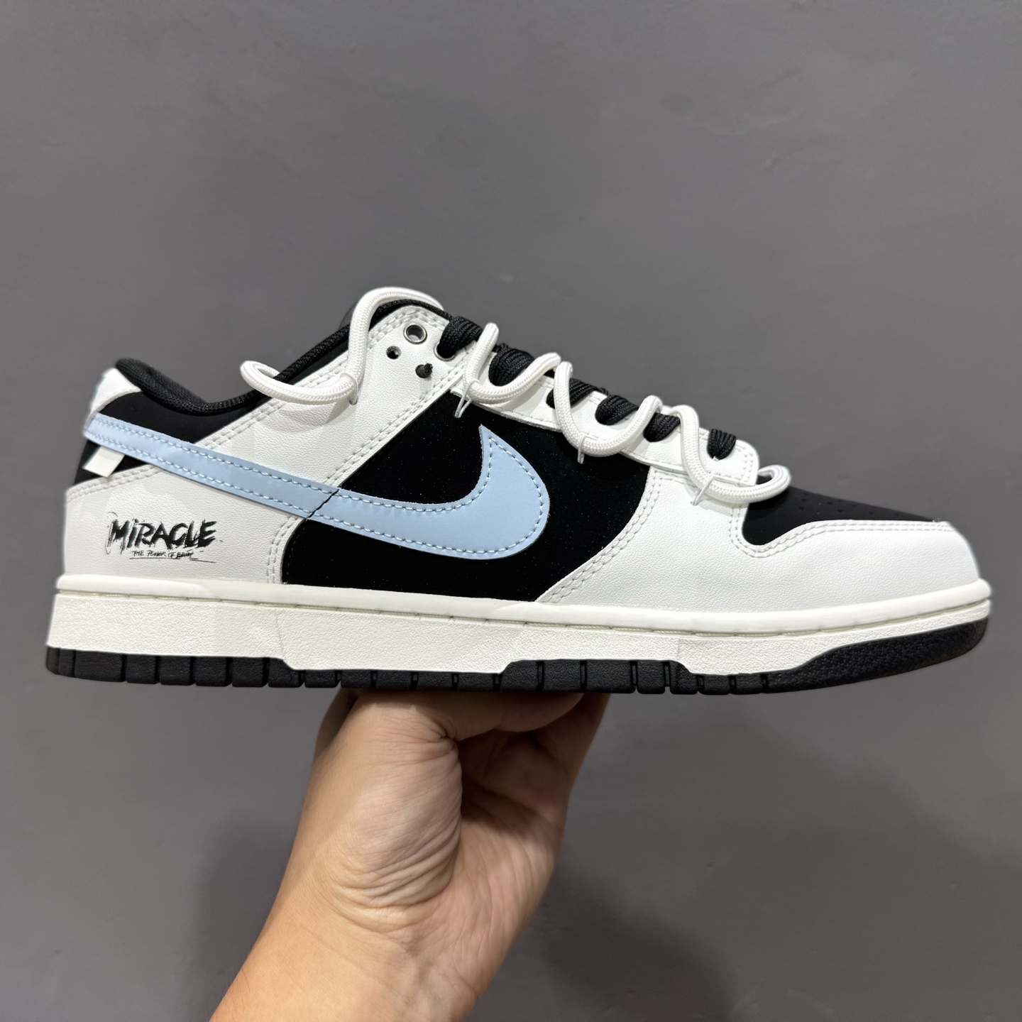 ￥280 Nike SB Dunk Low ”JuDo it” 绑带  低帮休闲板鞋 WB0515-088