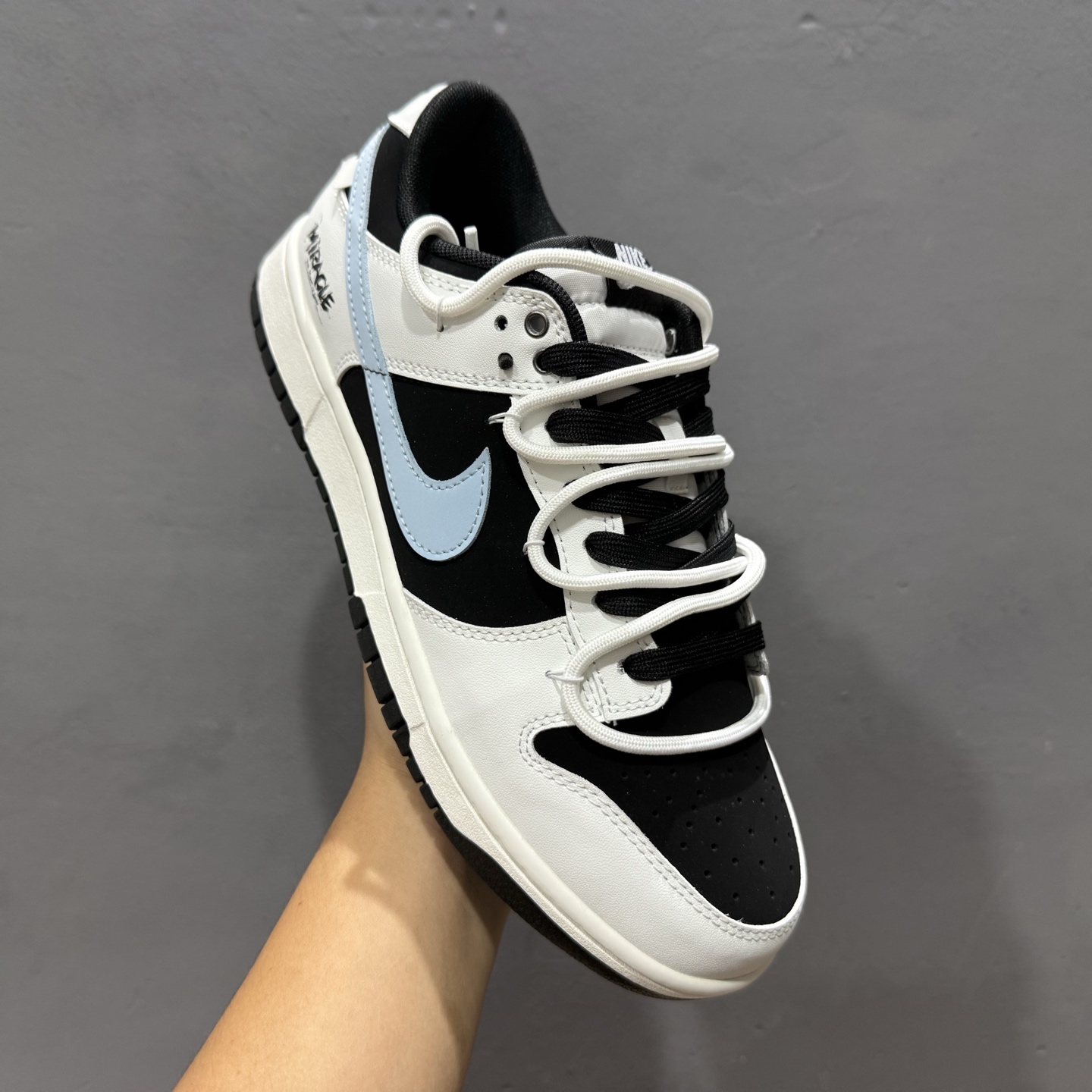 ￥280 Nike SB Dunk Low ”JuDo it” 绑带  低帮休闲板鞋 WB0515-088