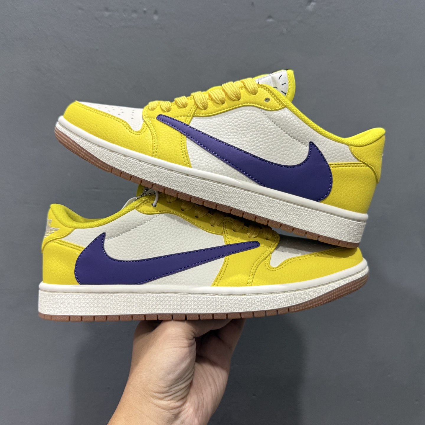 ￥280 Travis Scott x Fragment Design x Air Jordan 1 Low SP AJ1 乔1 联名款 低帮文化休闲板鞋 DN6901-096