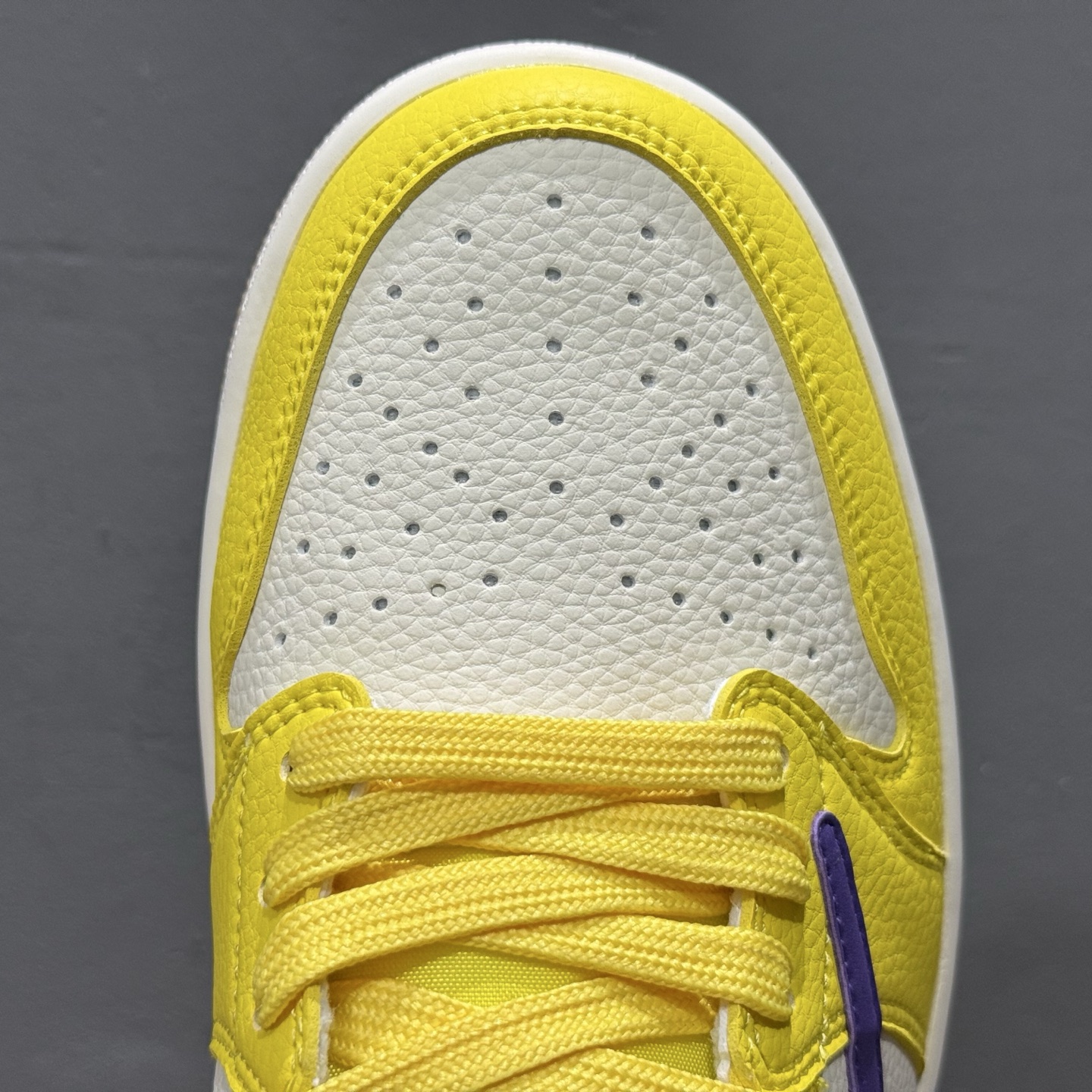 ￥280 Travis Scott x Fragment Design x Air Jordan 1 Low SP AJ1 乔1 联名款 低帮文化休闲板鞋 DN6901-096