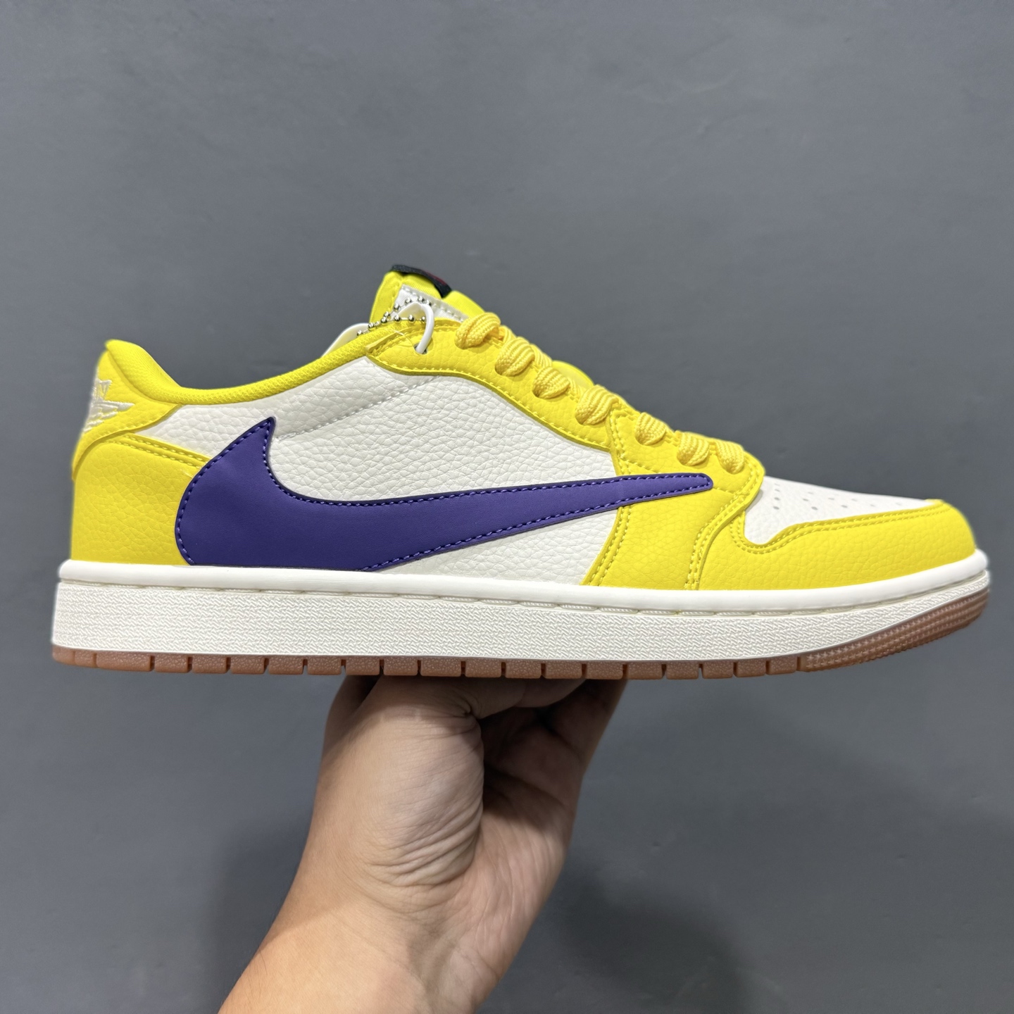 ￥280 Travis Scott x Fragment Design x Air Jordan 1 Low SP AJ1 乔1 联名款 低帮文化休闲板鞋 DN6901-096
